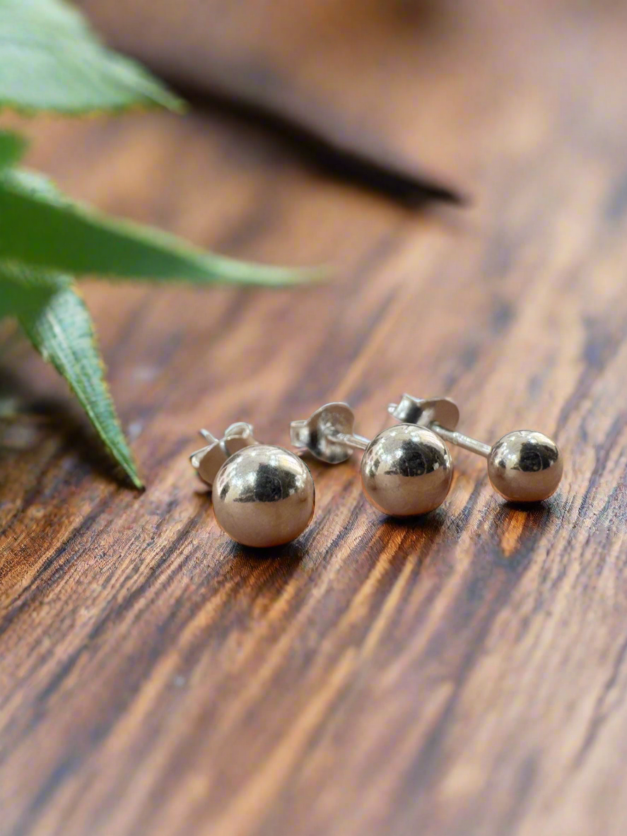 Svar 92.5 Silver Ball Stud Earrings - Handcrafted