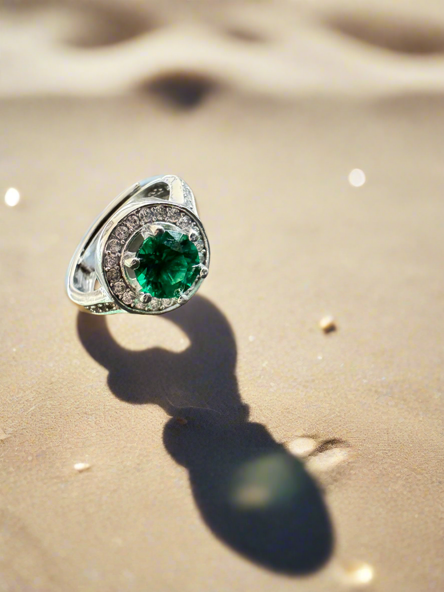 92.5 Silver Ring With Green Round Stone (Adjustable Size)