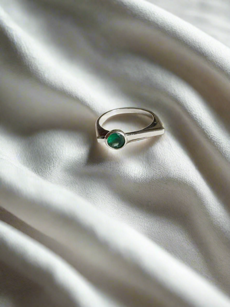 Sach - Flat Top Ring With Green Stone 92.5 Silver Ring