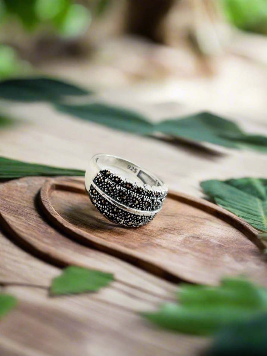Marcasite Midnight Terrain 92.5 Silver Ring