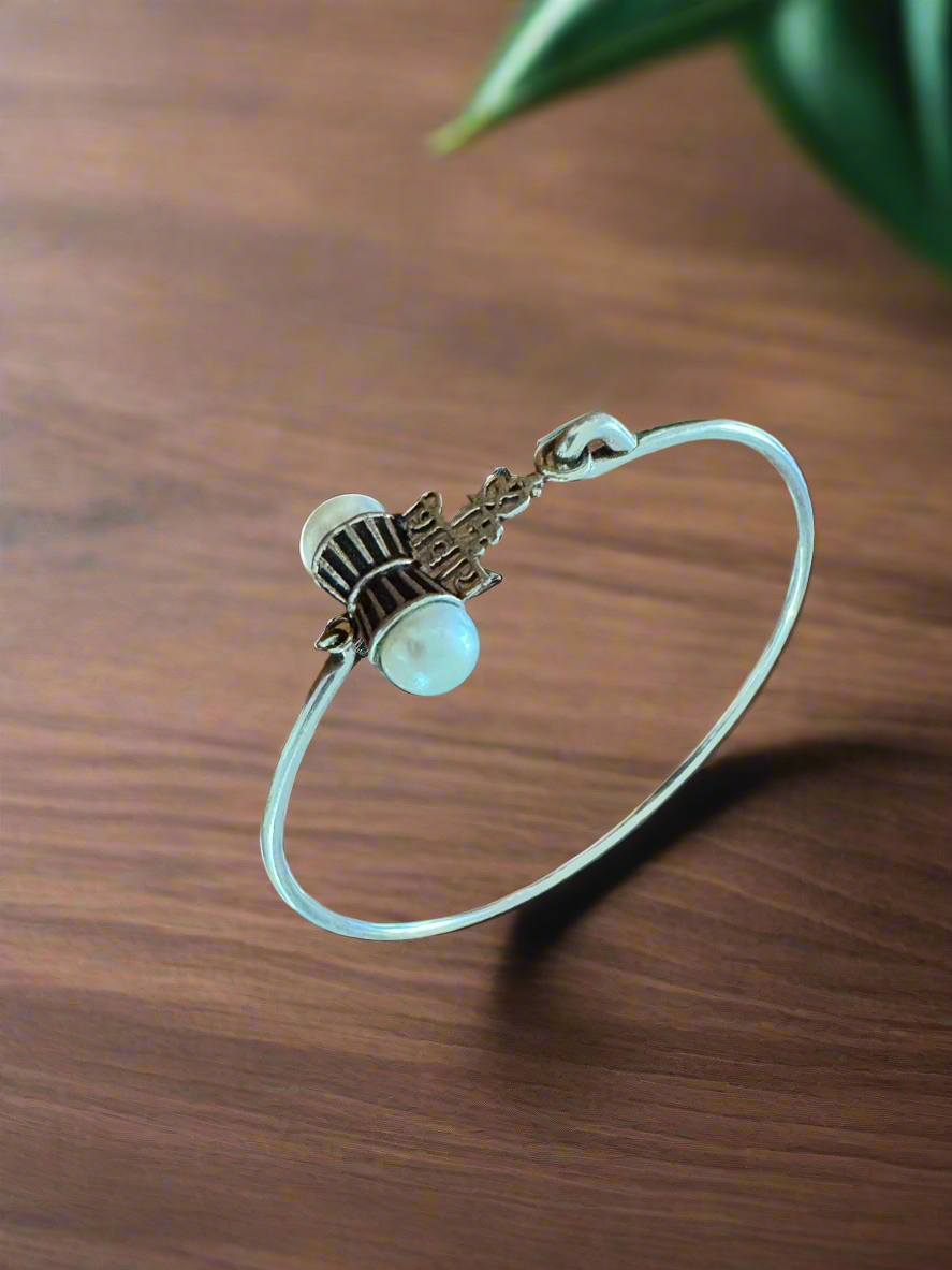 Shiva Damroo Pearl Harmony 92.5 Handcrafted Bracelet