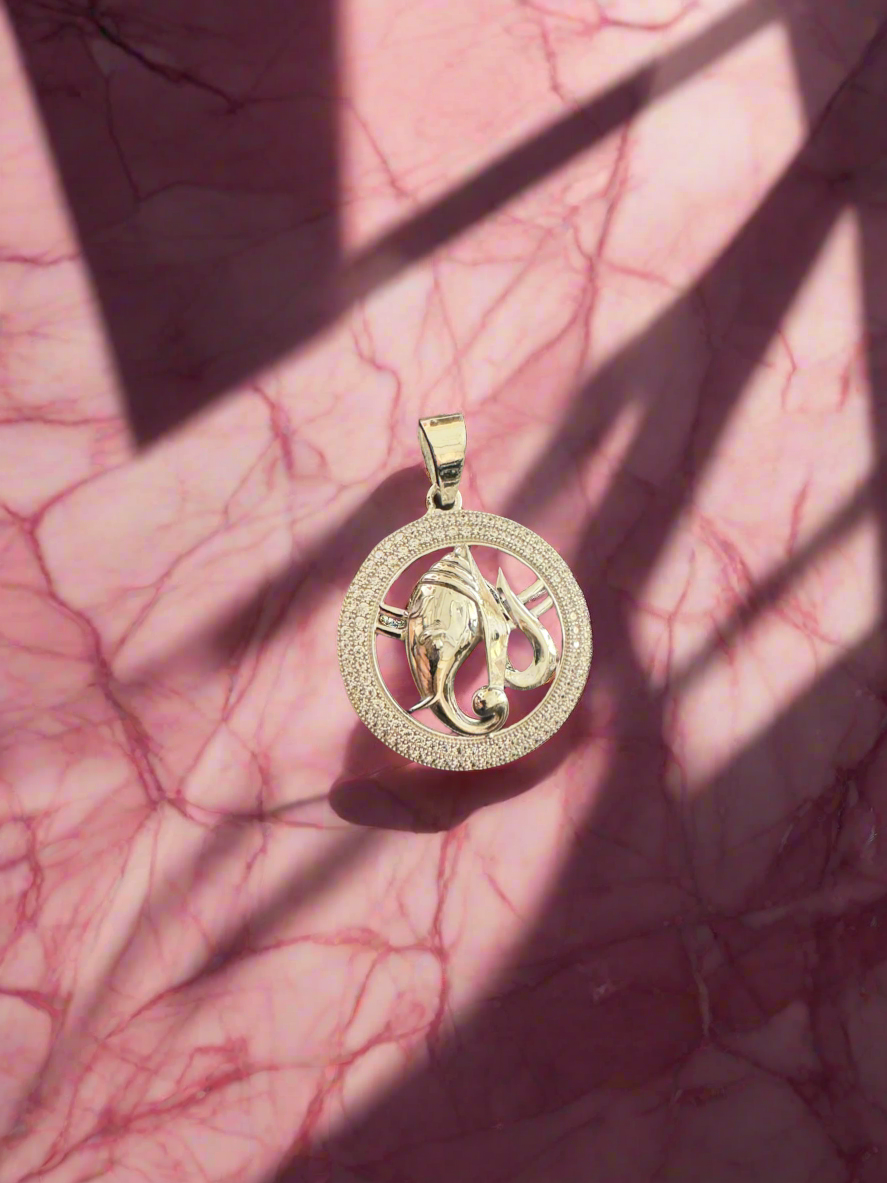 Silver Unisex Ganesha Pendant 92.5 (Without Chain)