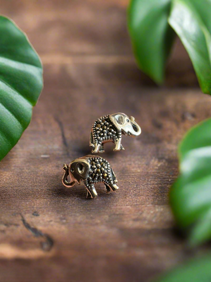 92.5 Silver Small Elephant Earrings