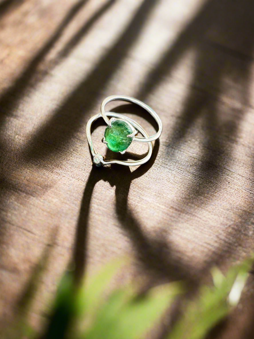 92.5 Silver Emerald Dual Ring