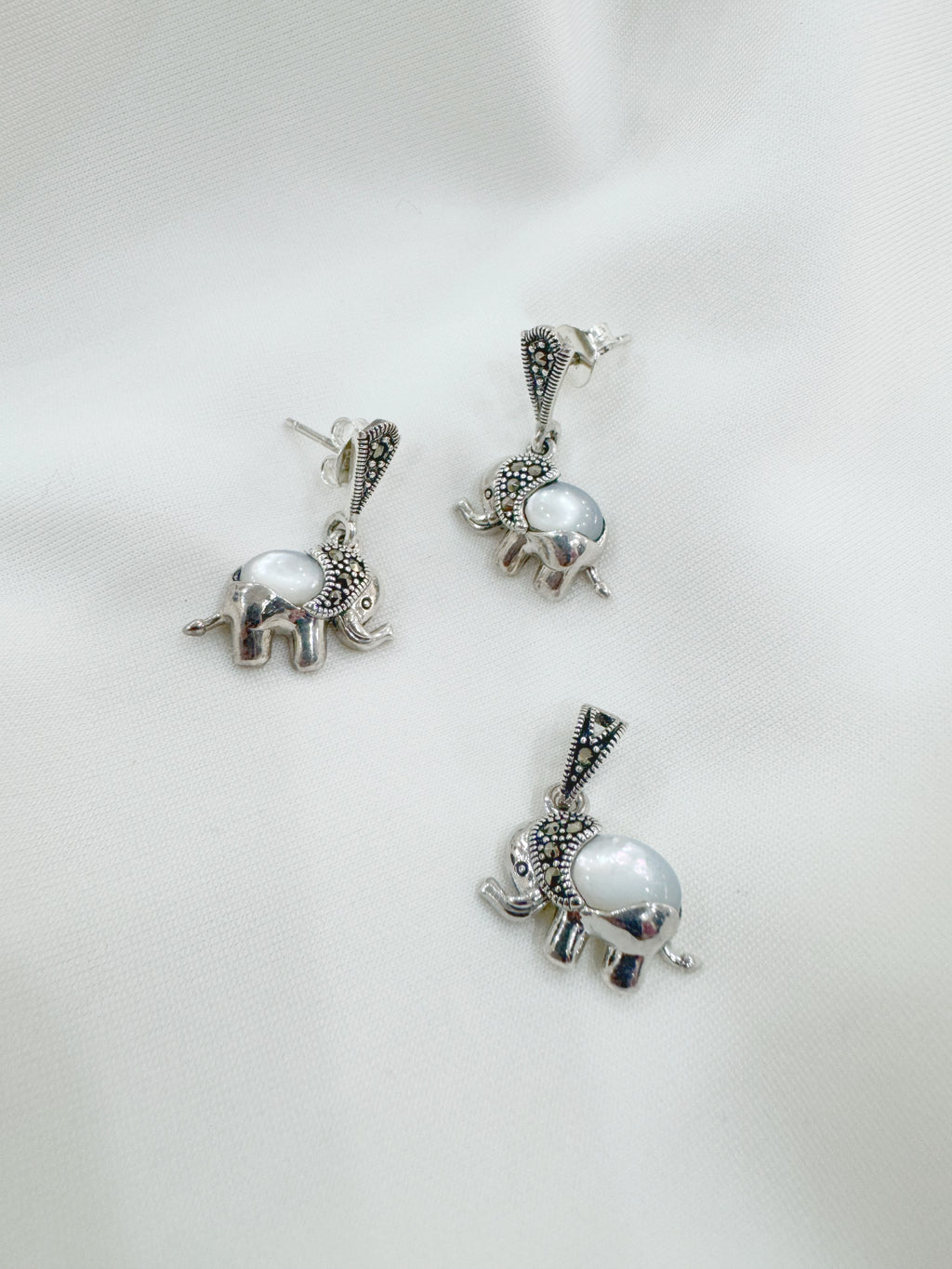 Gajmoti Mother of Pearl & Marcasite 92.5 Silver Earrings & Pendant Set
