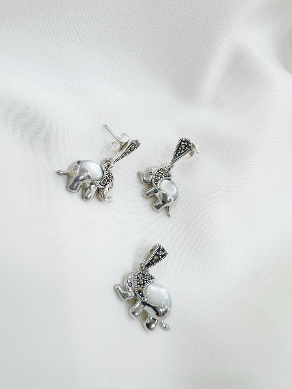 Gajmoti Mother of Pearl & Marcasite 92.5 Silver Earrings & Pendant Set