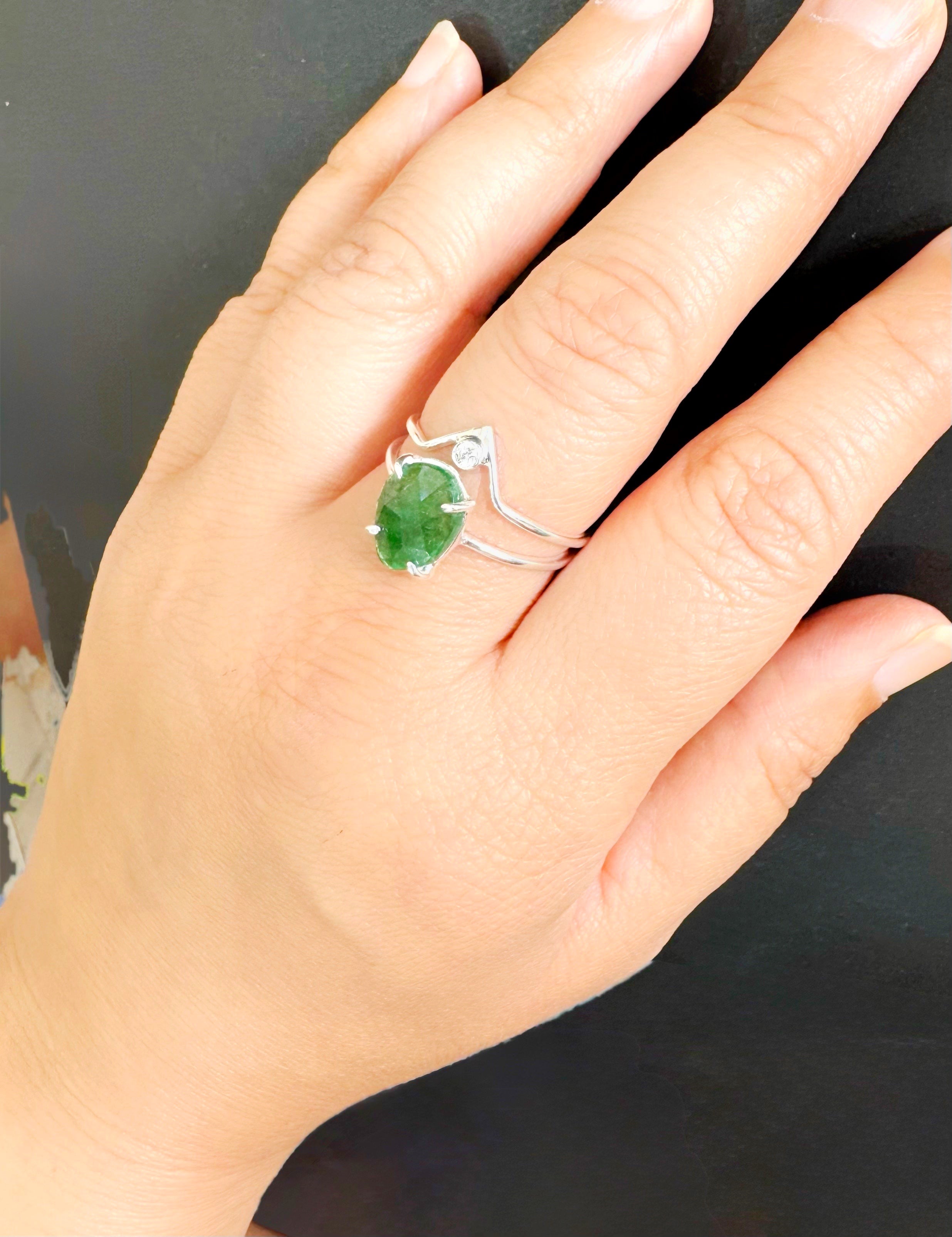 92.5 Silver Emerald Dual Ring