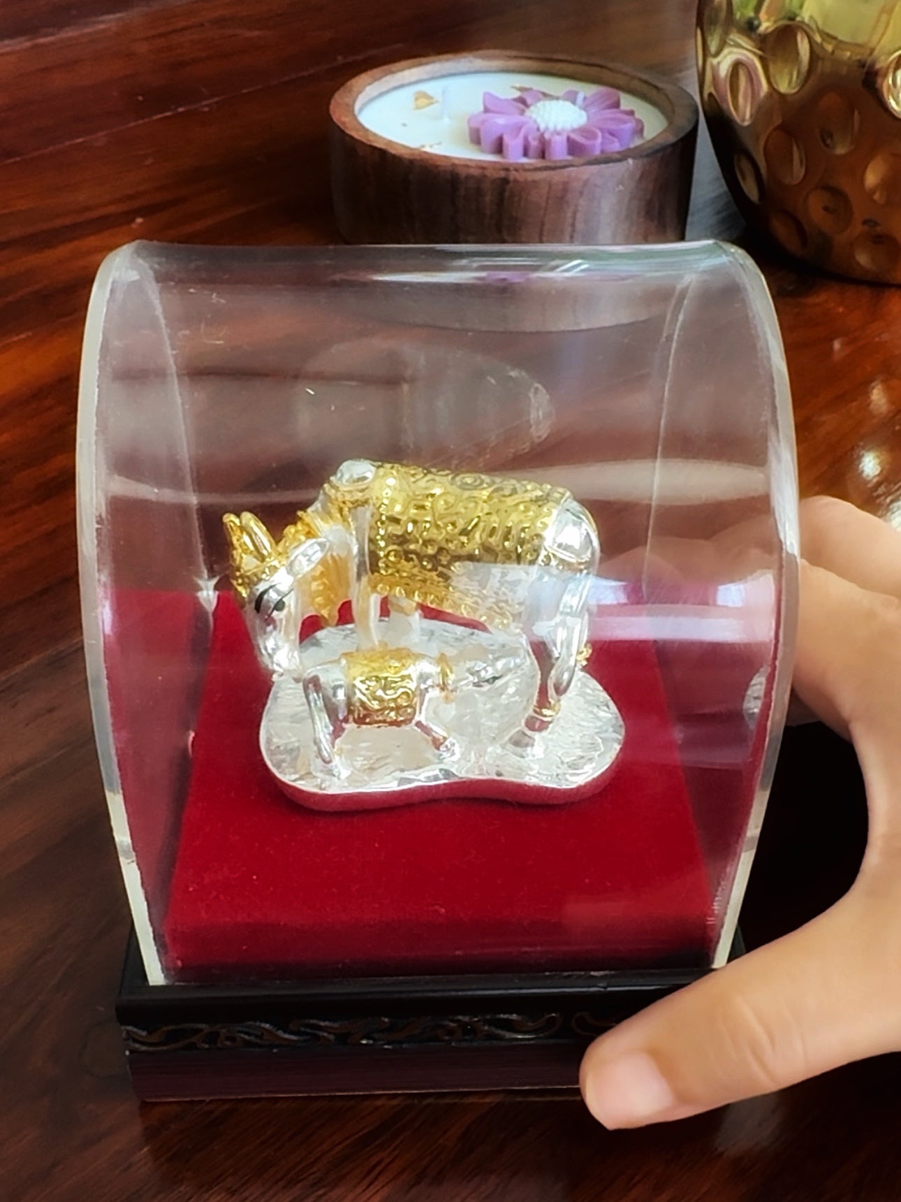 Kamdhenu Cow with Calf Idol (Silver-Plated)