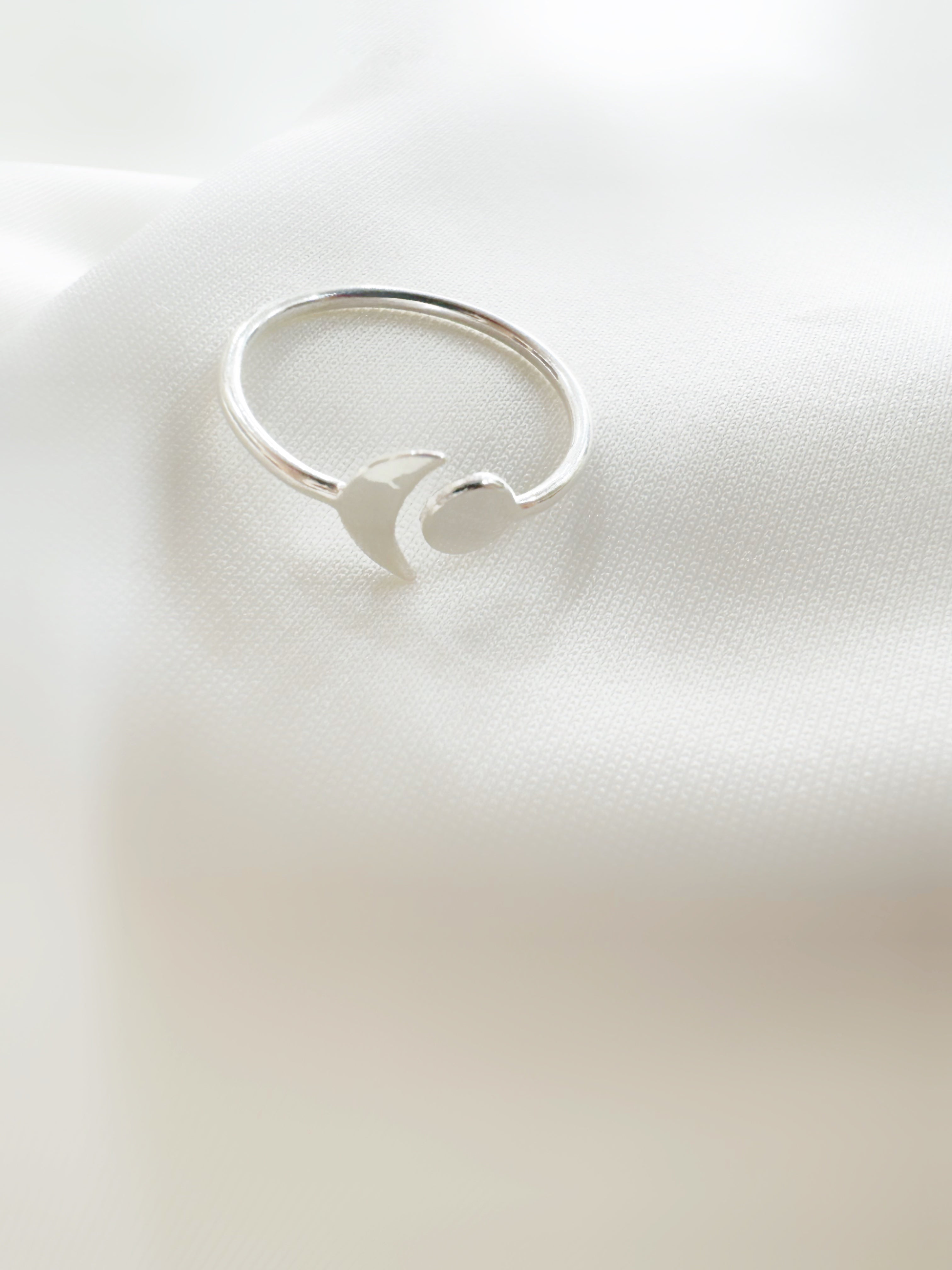 The Chandesa Ring - 92.5 Silver Adjustable Minimalistic