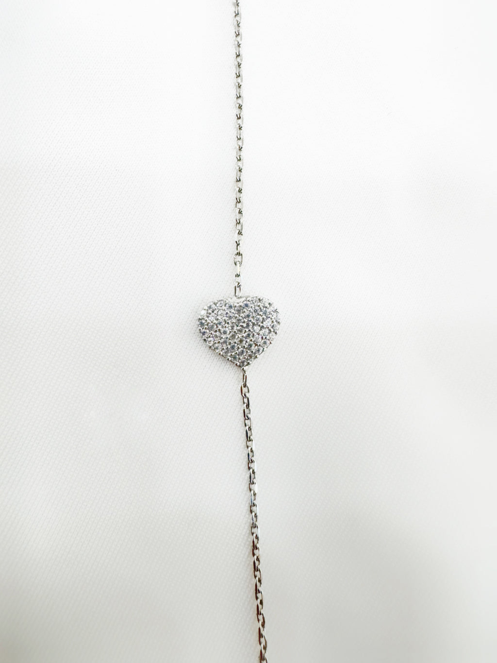 Eira Dilbar – Minimalistic 92.5 Silver Heart Bracelet