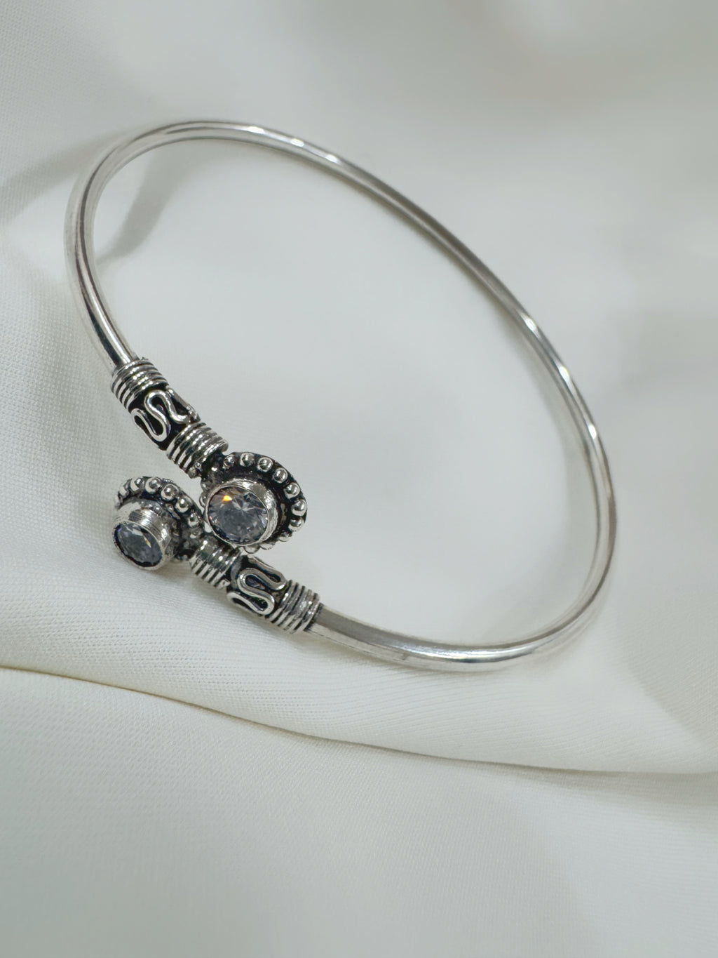 Stone Studded 92.5 Silver Kada Anklet (Single Piece)