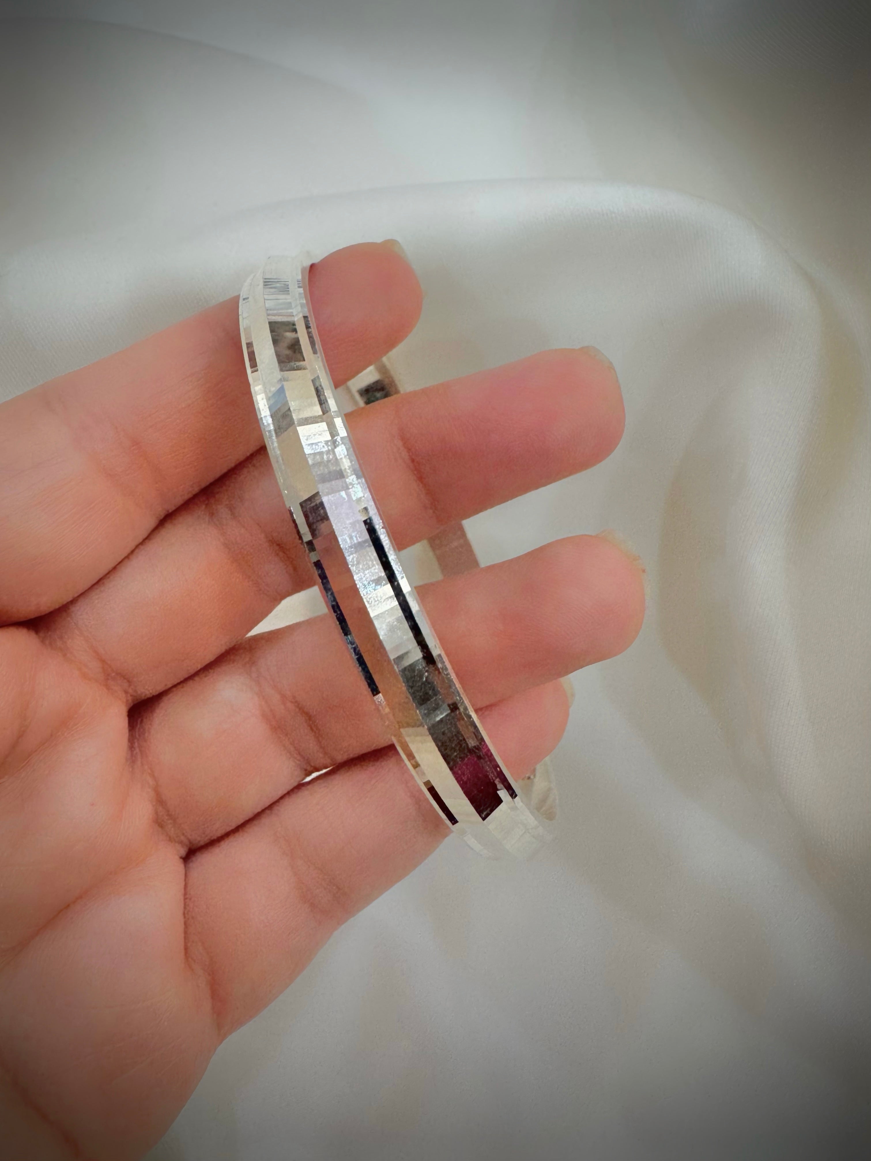 Sardari Elegance Men’s Kada 92.5 Silver