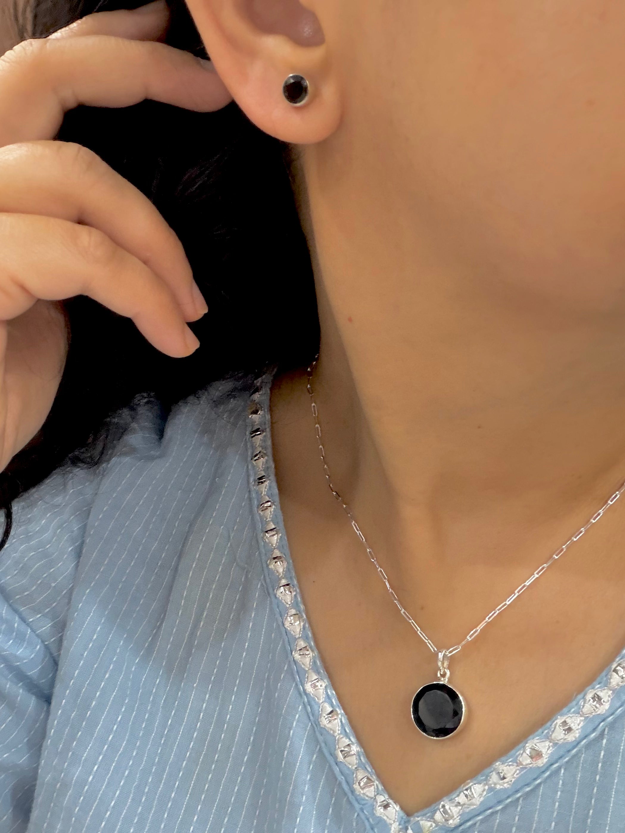Disc Black Onyx 925 Silver Pendant (Without Chain)