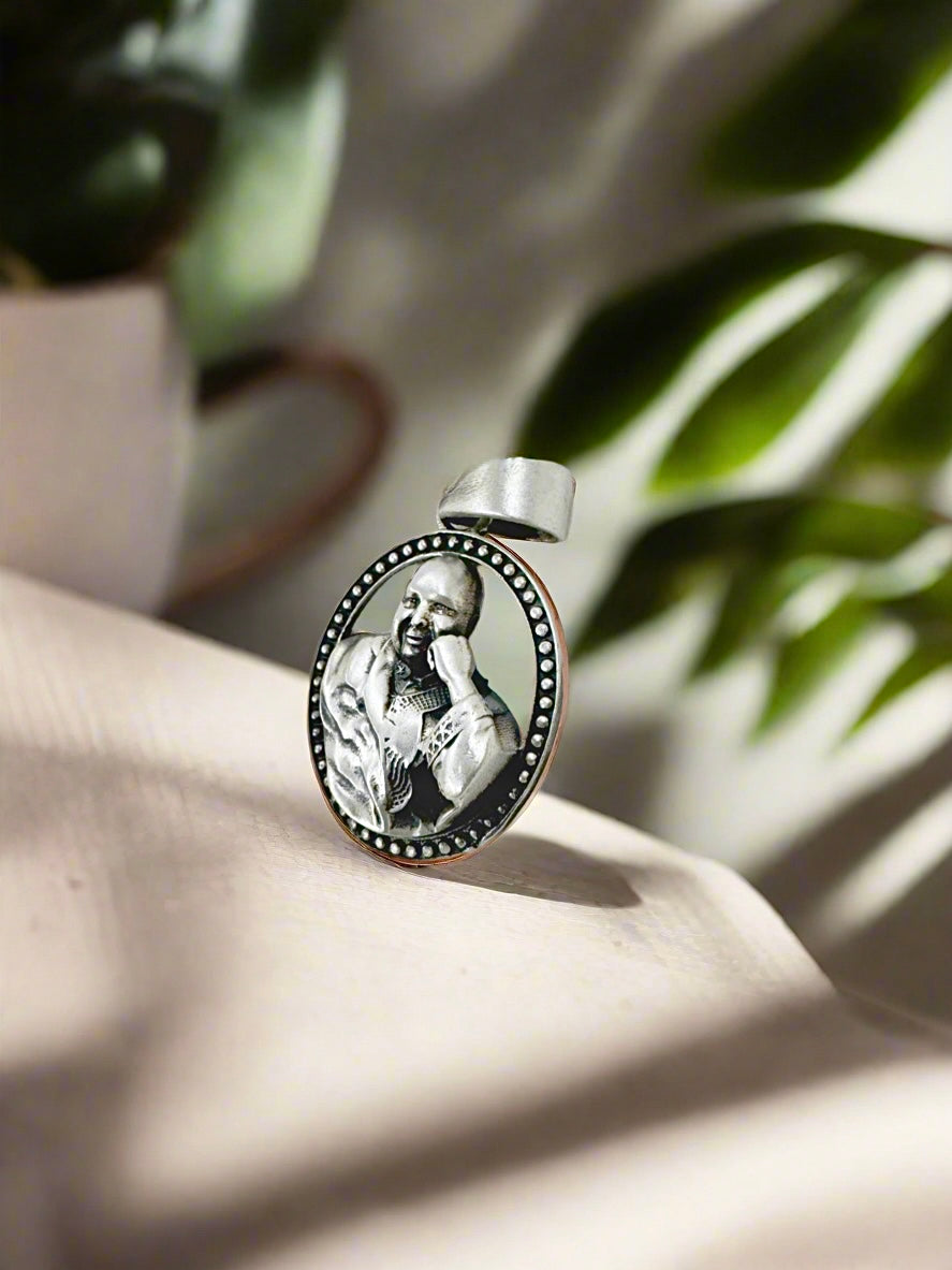 Guruji 92.5 Silver Handcrafted Oval Pendant (With or Without Chain)