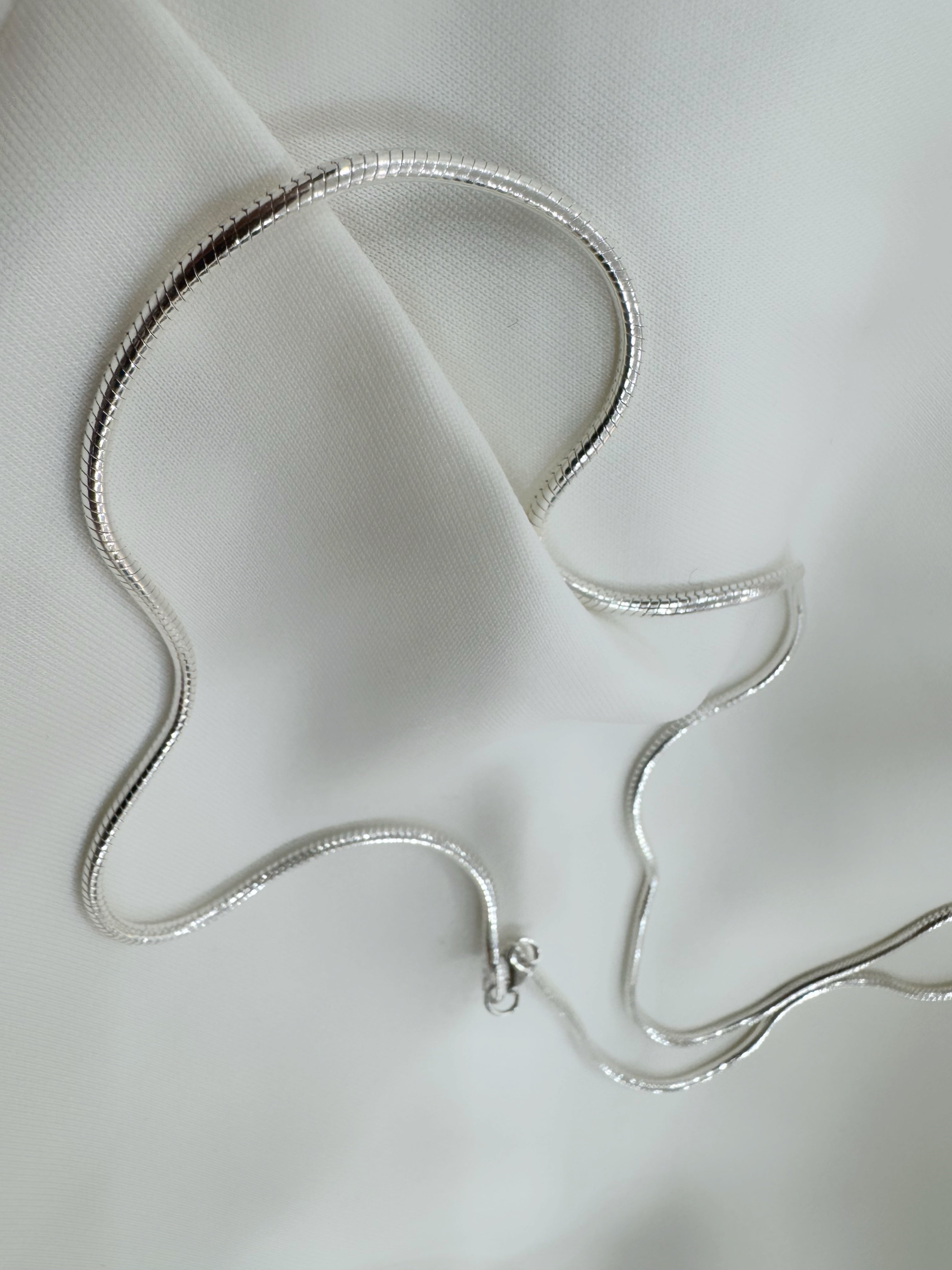 Neysa 92.5 Silver Snake Chain