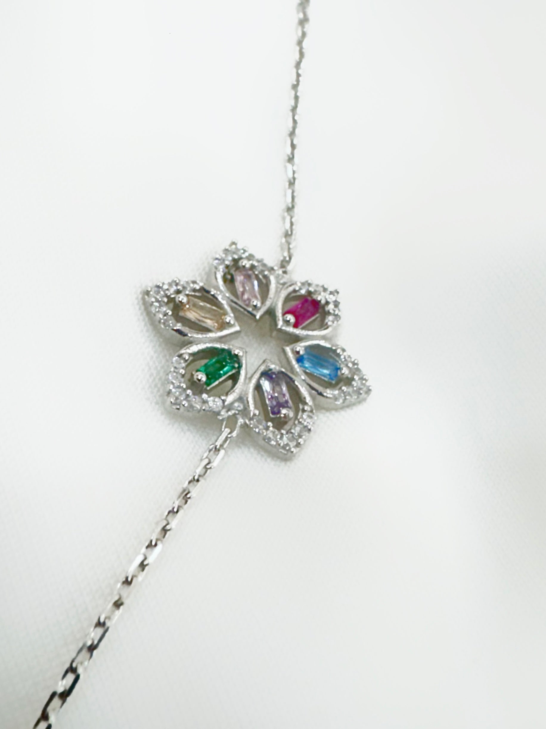 Eira Navya – Minimalistic 92.5 Silver Multicolor Petal Bracelet
