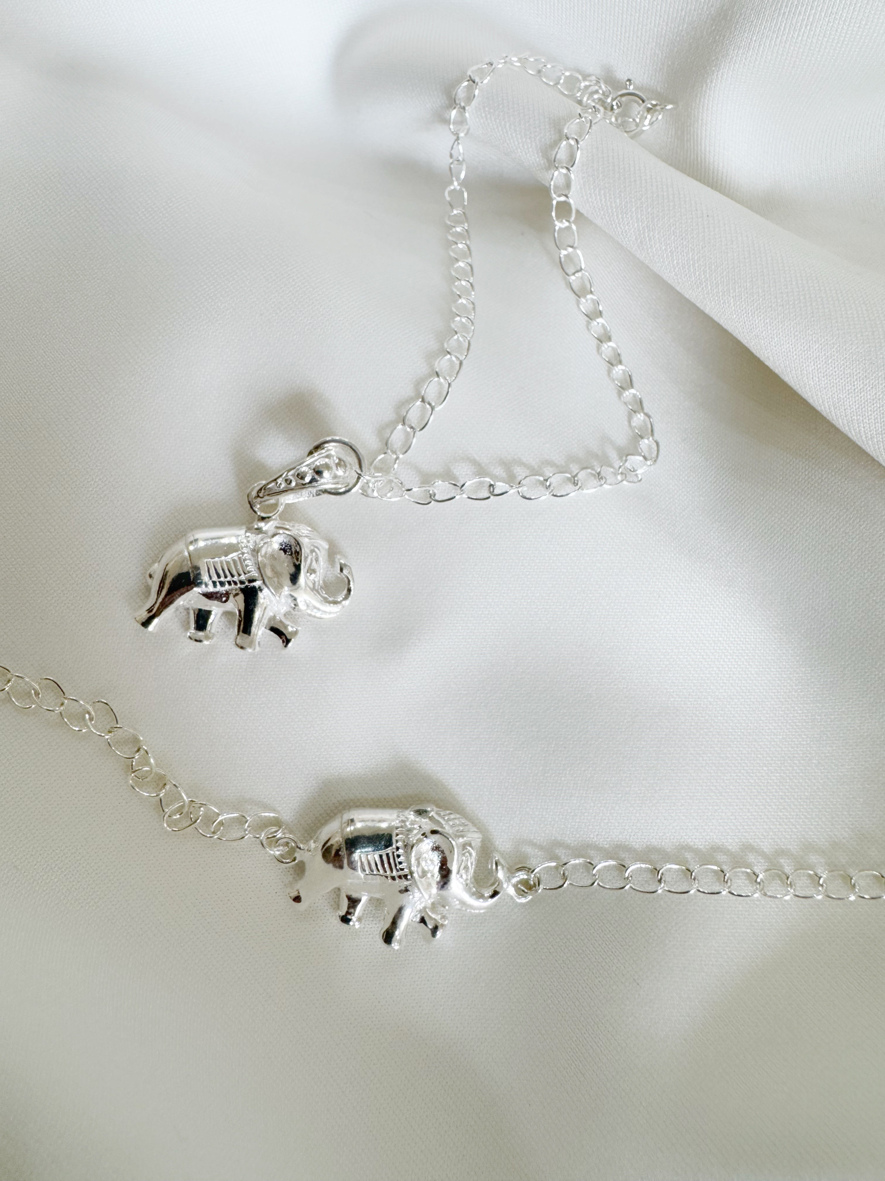 Happy Elephant Silver Rakhis for Bhai Bhabhi (Lumba) – 925 Handcrafted Silver