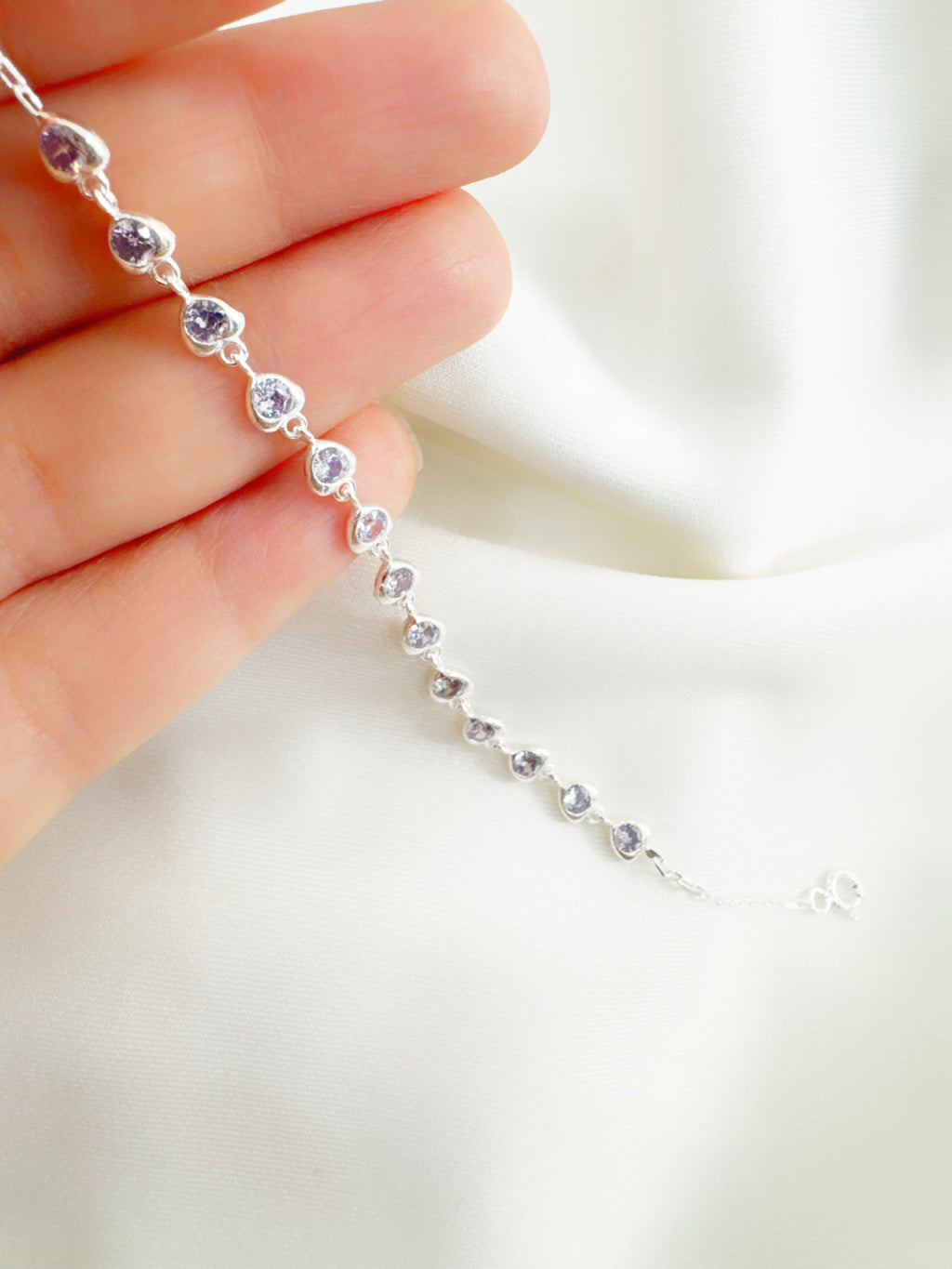 Eira Sitara – 92.5 Silver CZ Heartstones Line Minimalistic Bracelet