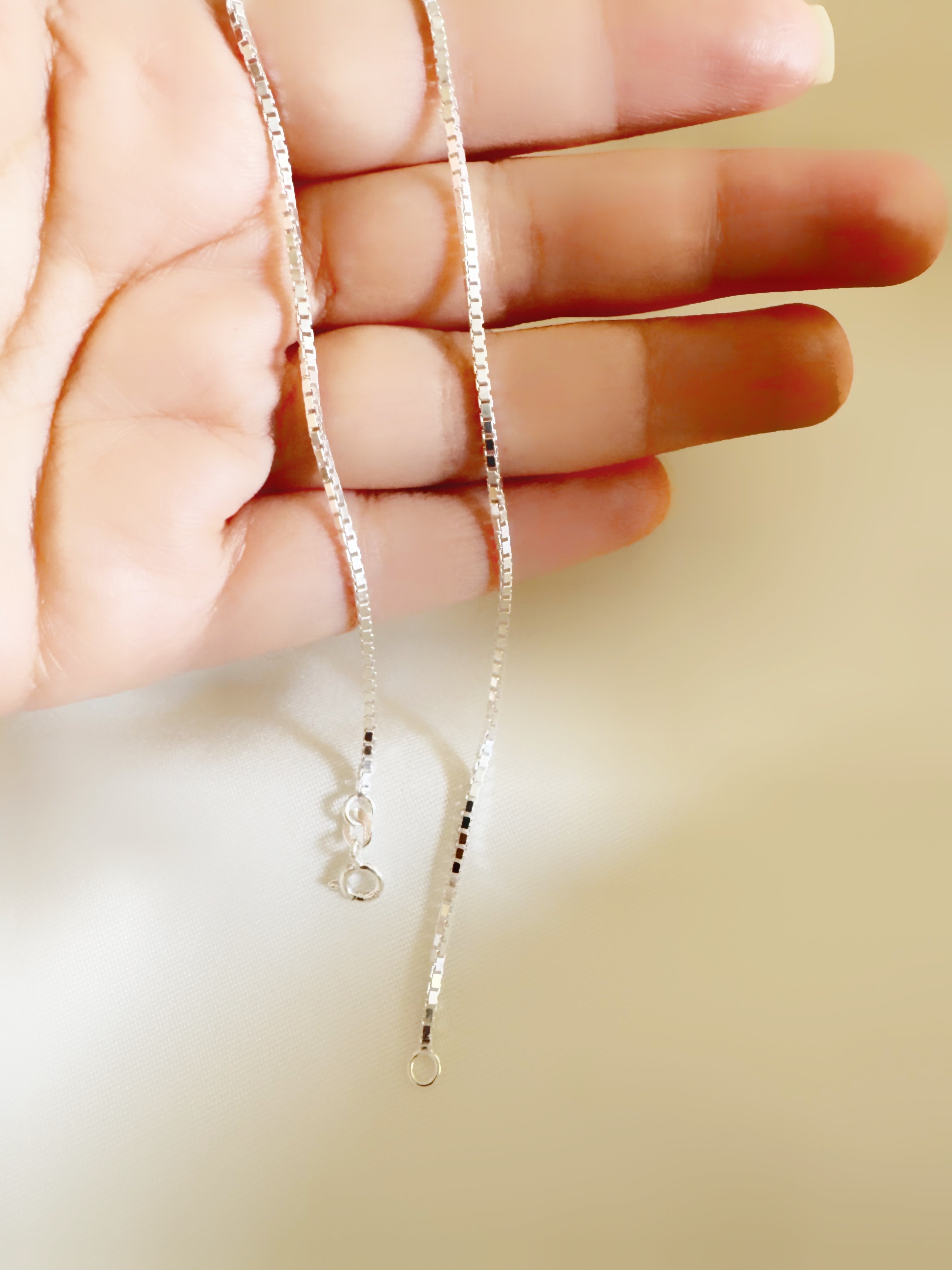 Whimsy Curve 92.5 Light Weight Anklet
