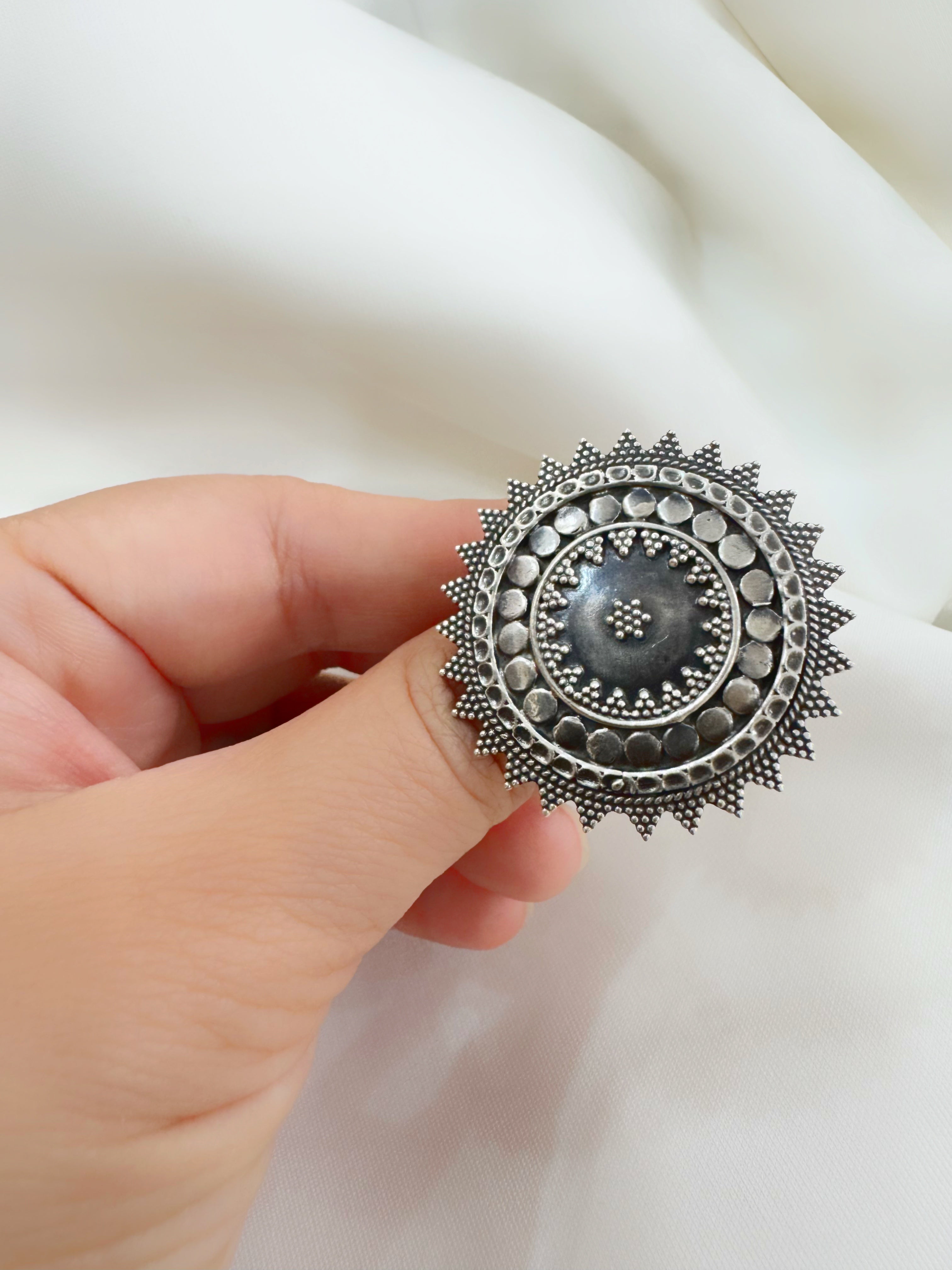 Mehrunisa Mandala 92.5 Silver Adjustable Ring