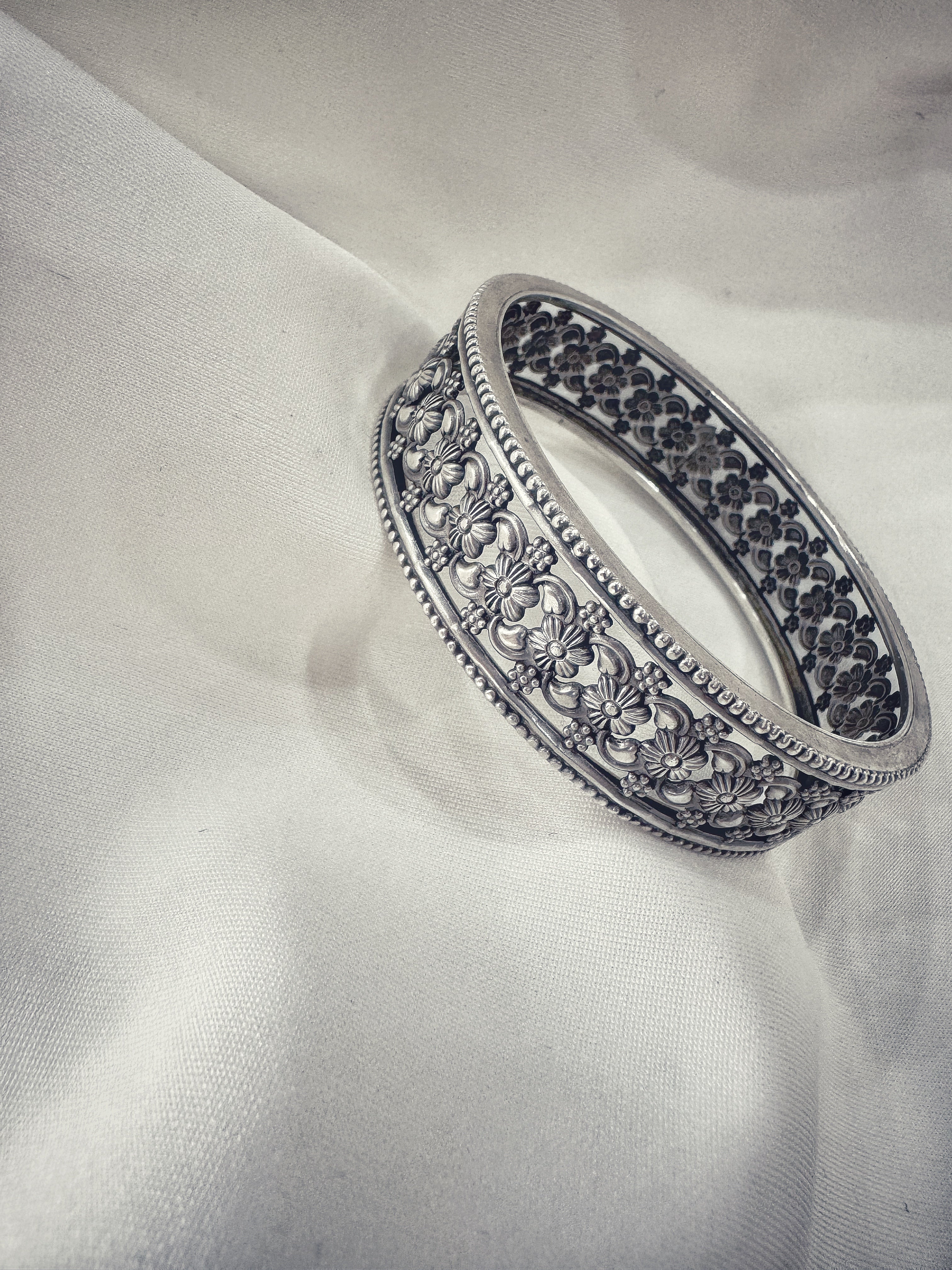 Matte Finish 92.5 Silver Vine Garden Kada