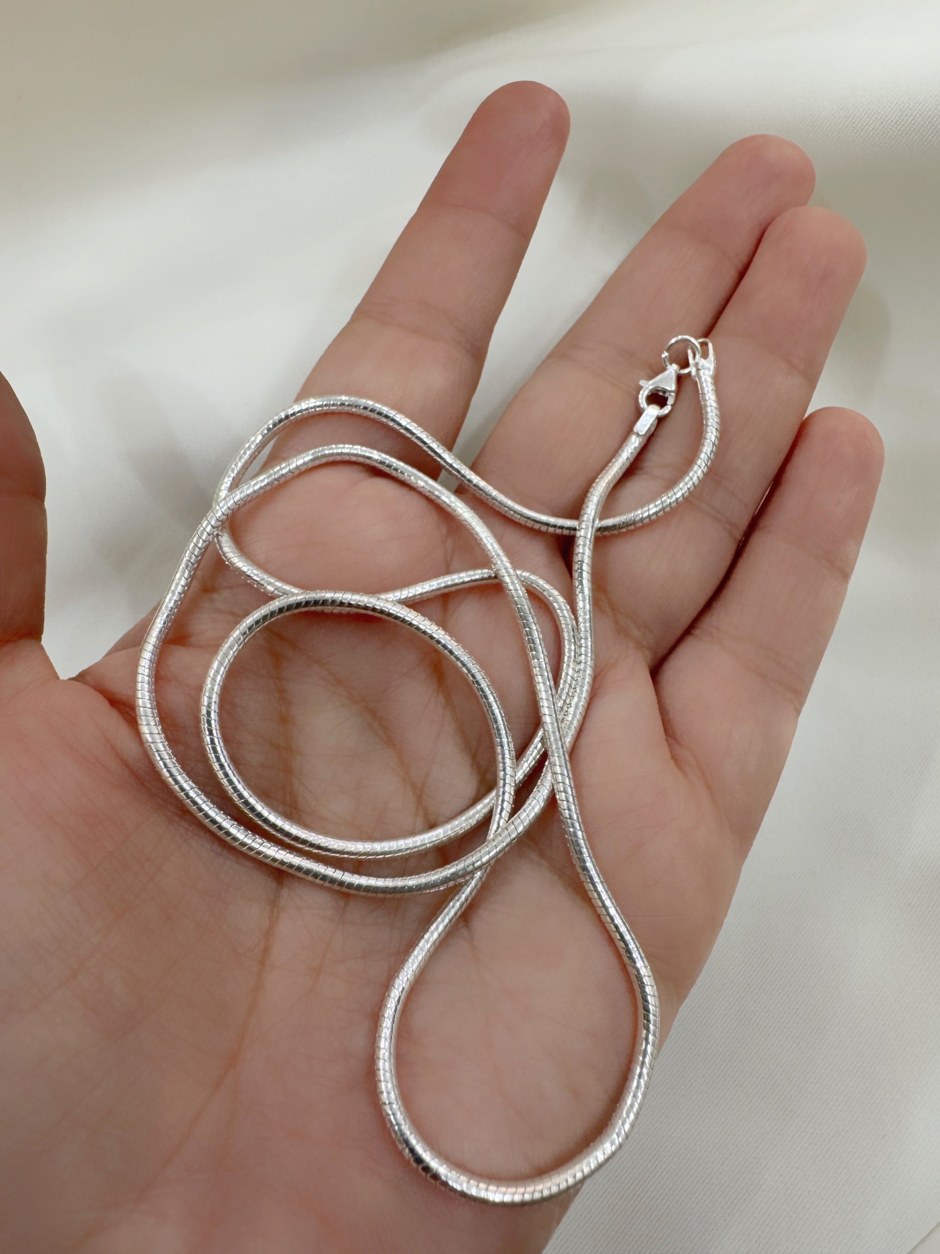 Neysa 92.5 Silver Snake Chain