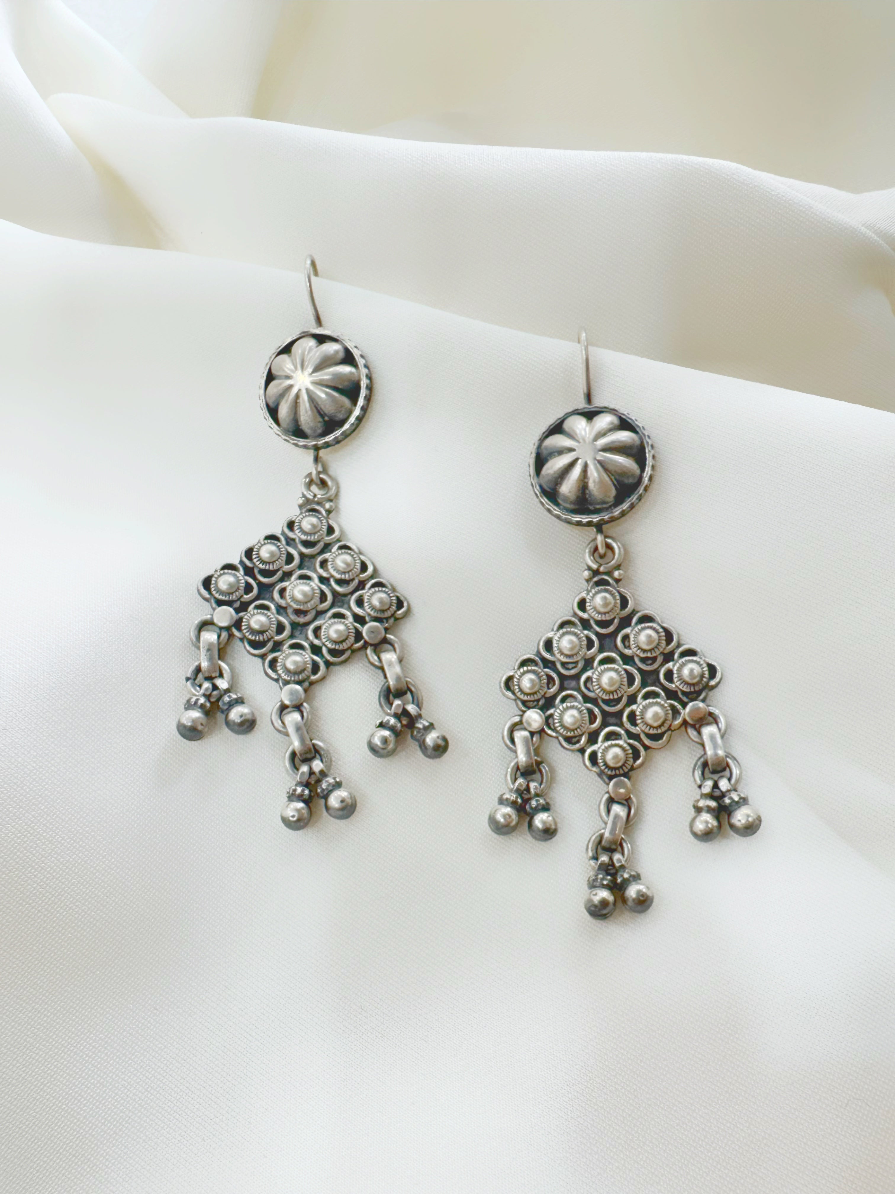Tribal Nomadic Flower Cascade Earring 92.5 Silver