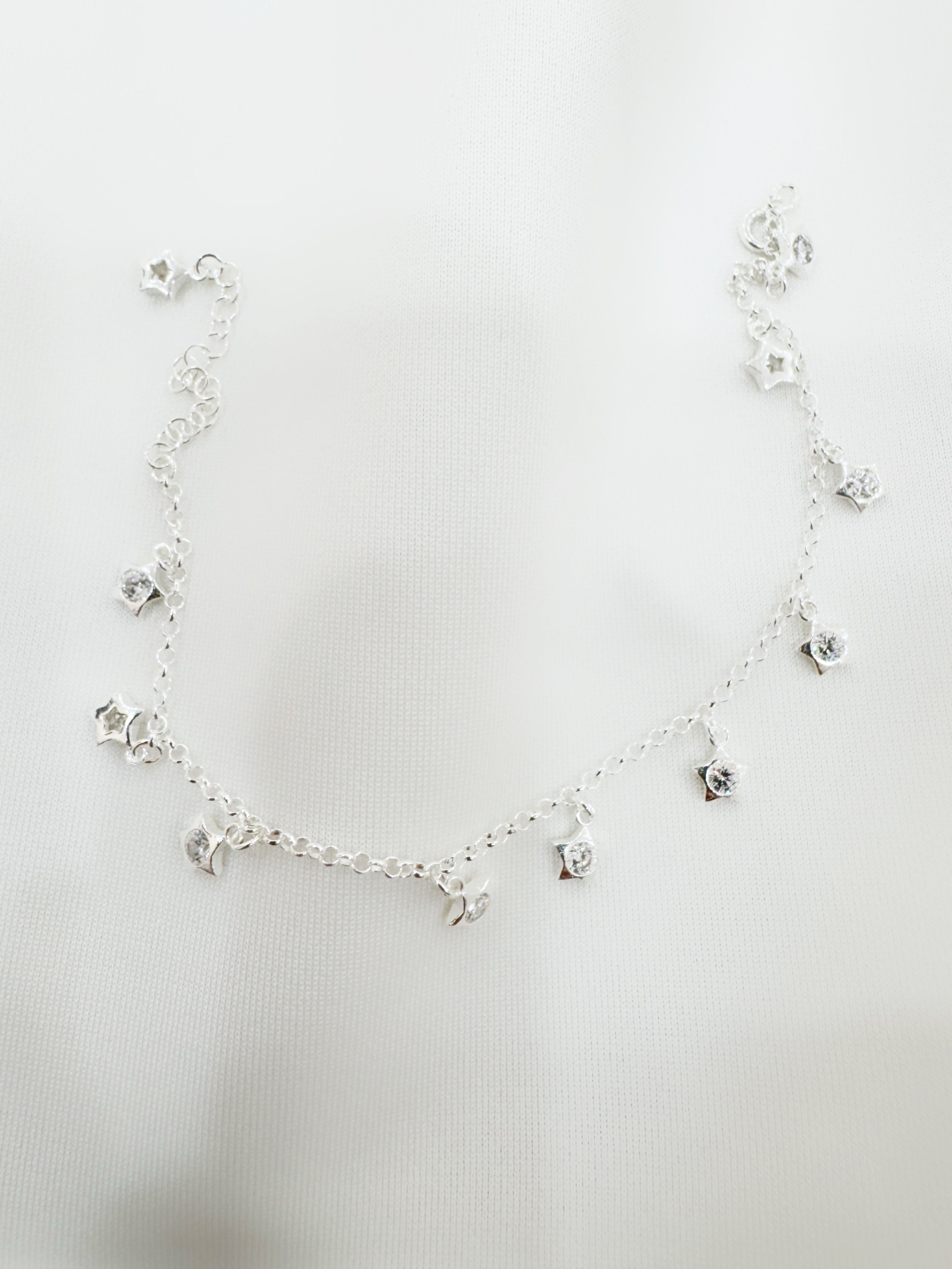 Eira Tara – Minimalistic 92.5 Silver Dangling Star Chain Bracelet