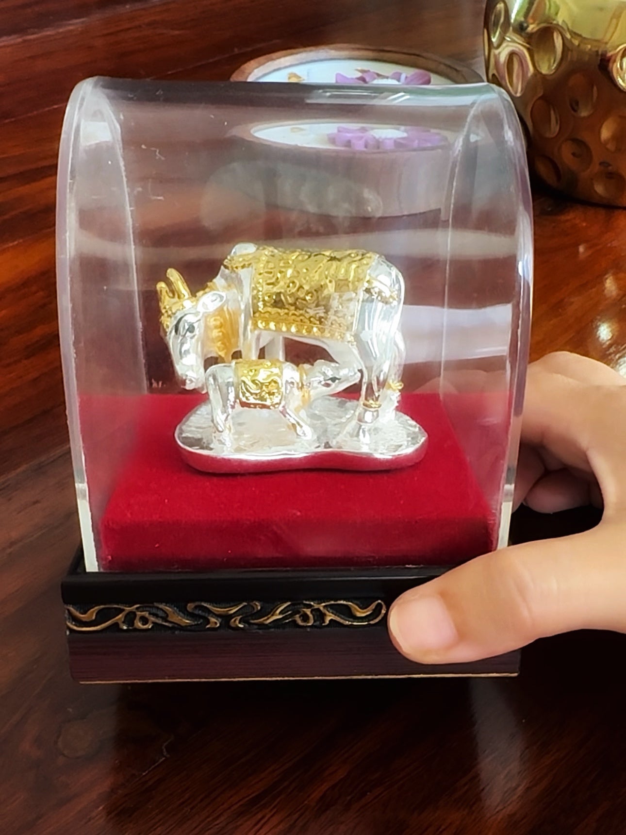 Kamdhenu Cow with Calf Idol (Silver-Plated)