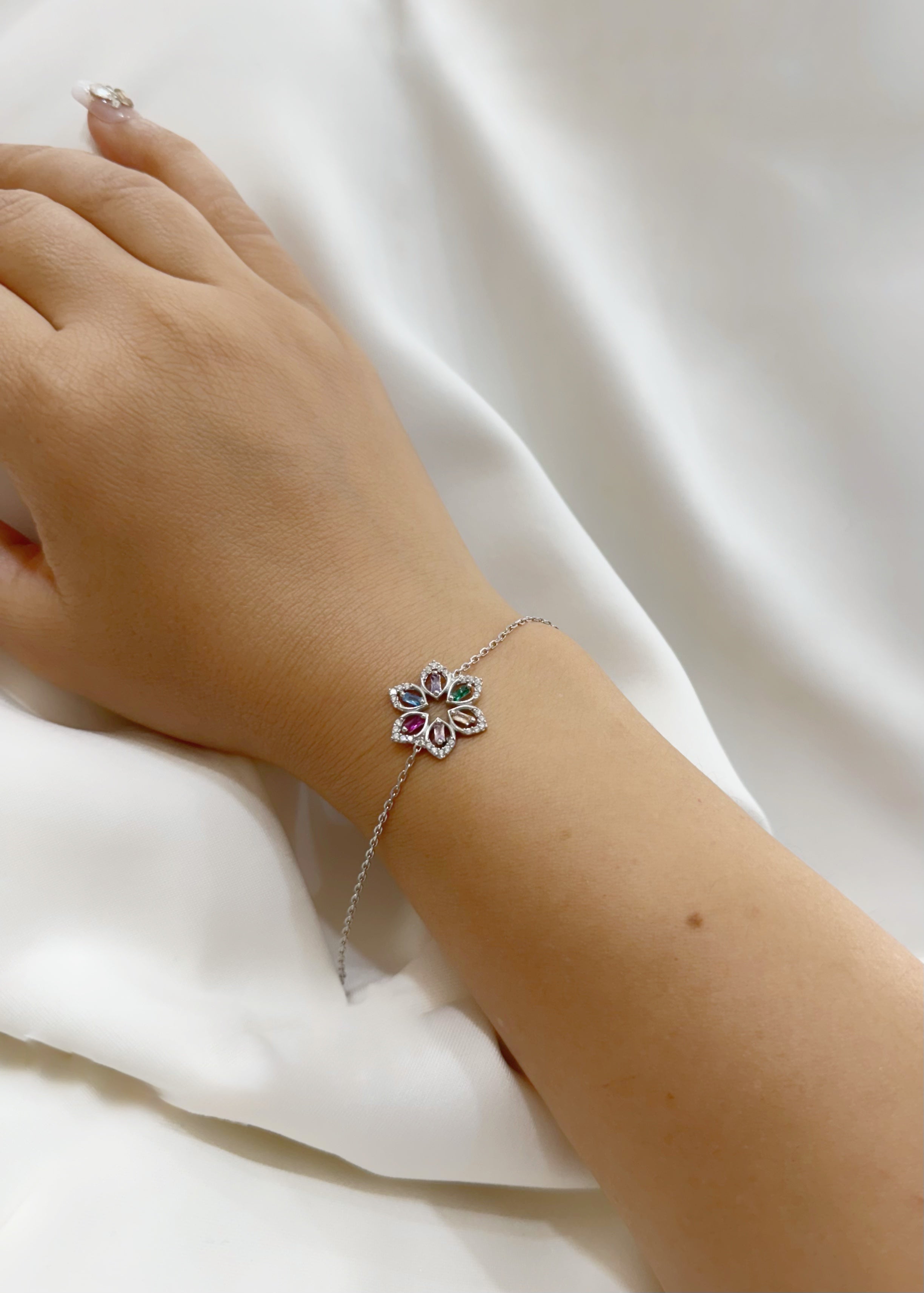 Eira Navya – Minimalistic 92.5 Silver Multicolor Petal Bracelet