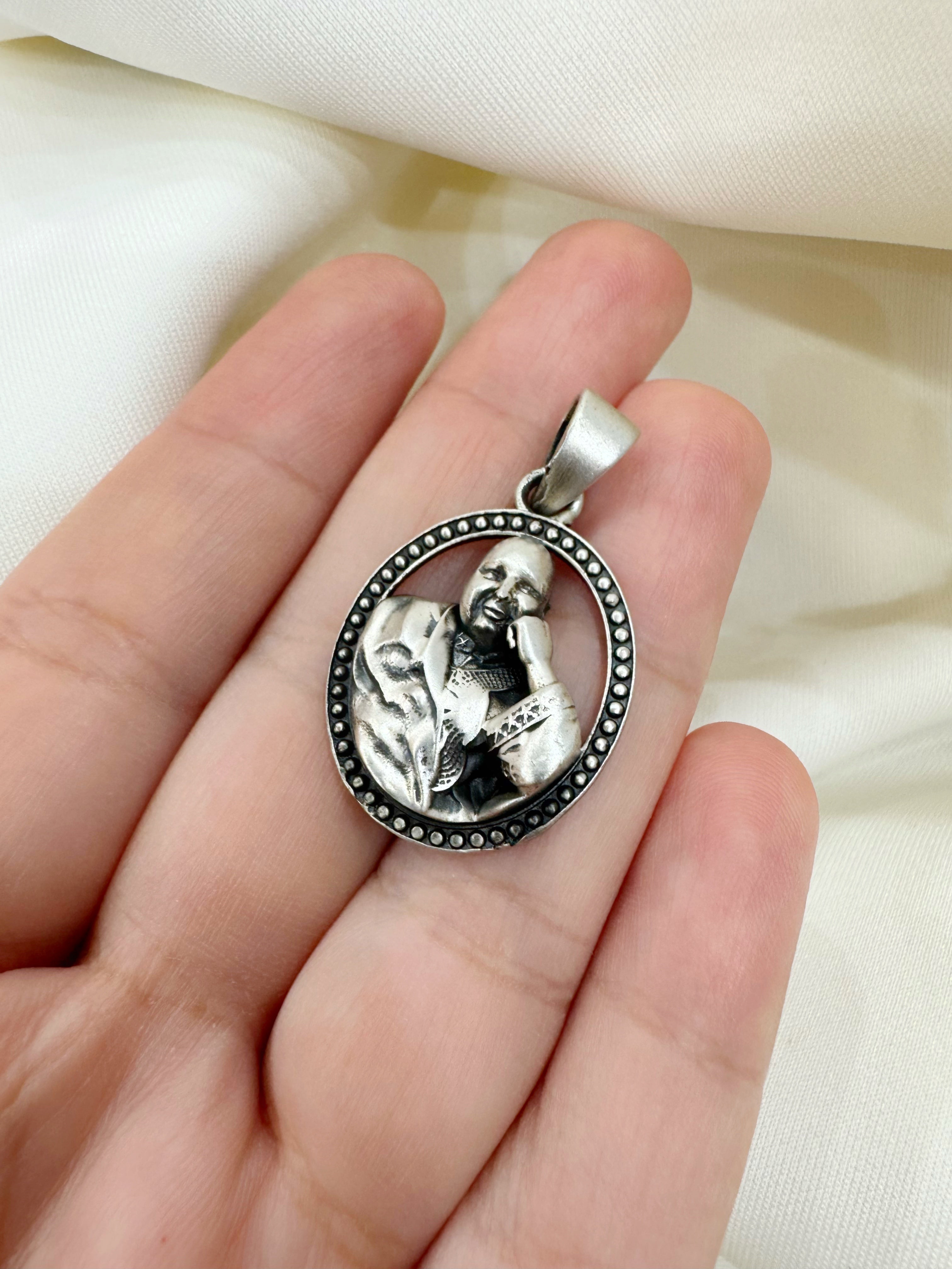 Guruji 92.5 Silver Handcrafted Oval Pendant (With or Without Chain)