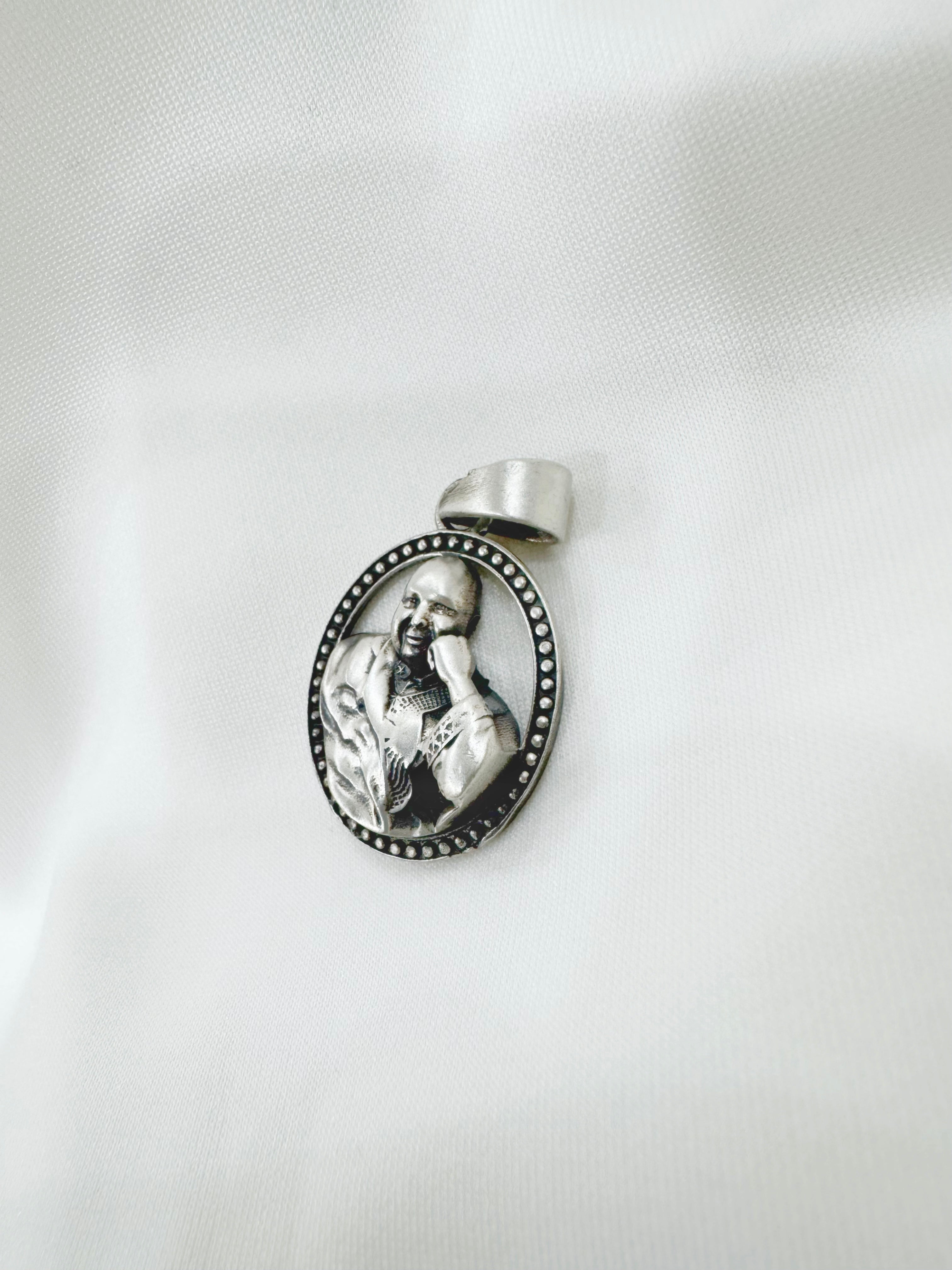 Guruji 92.5 Silver Handcrafted Oval Pendant (With or Without Chain)