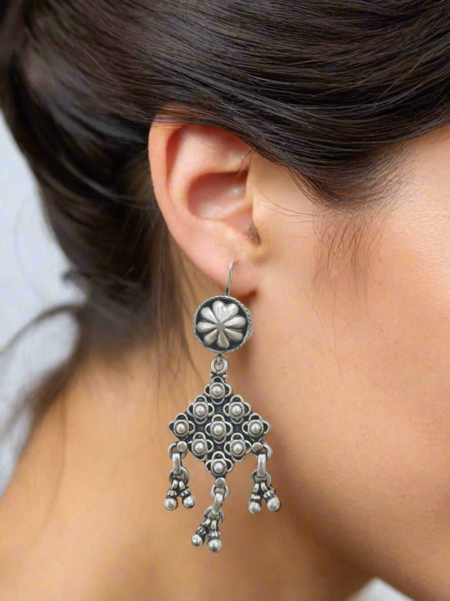 Tribal Nomadic Flower Cascade Earring 92.5 Silver