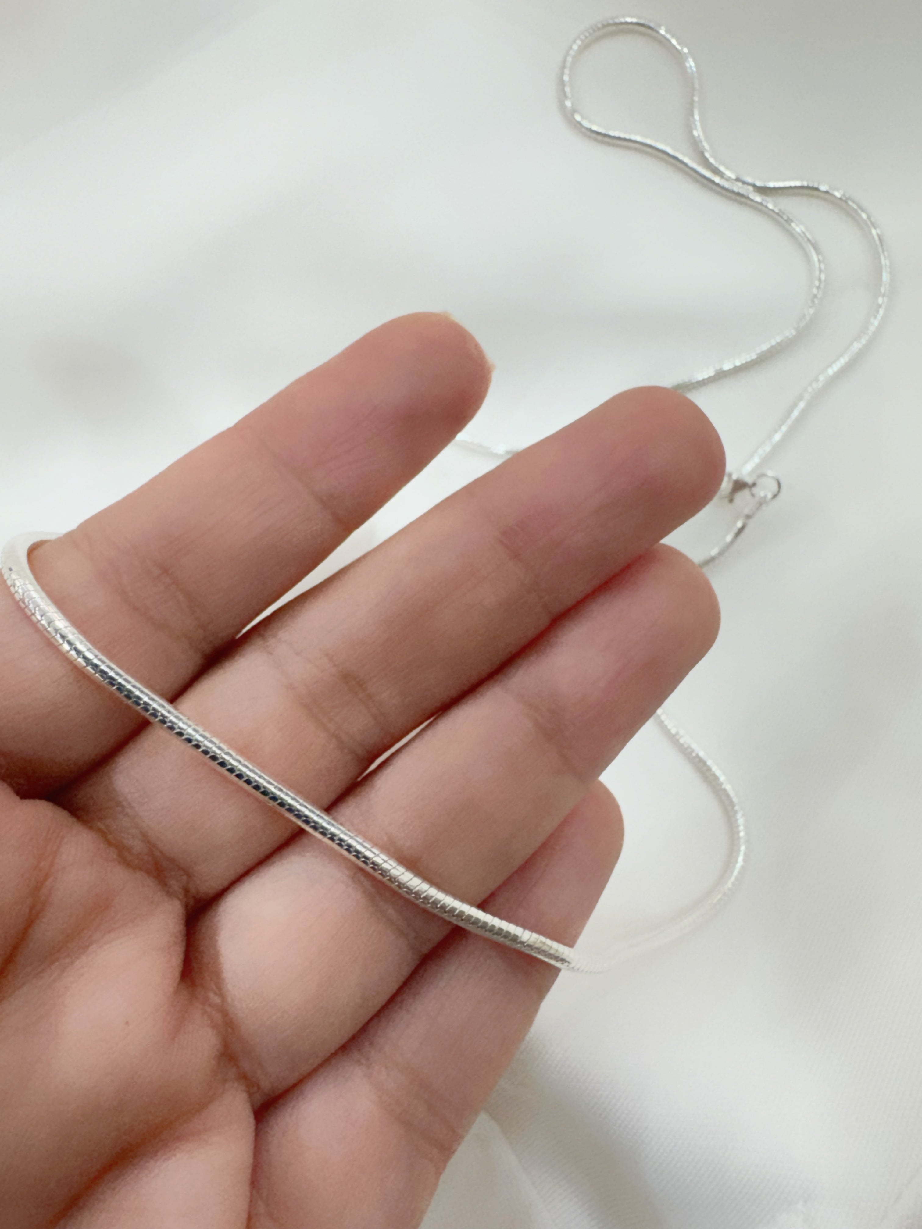 Neysa 92.5 Silver Snake Chain
