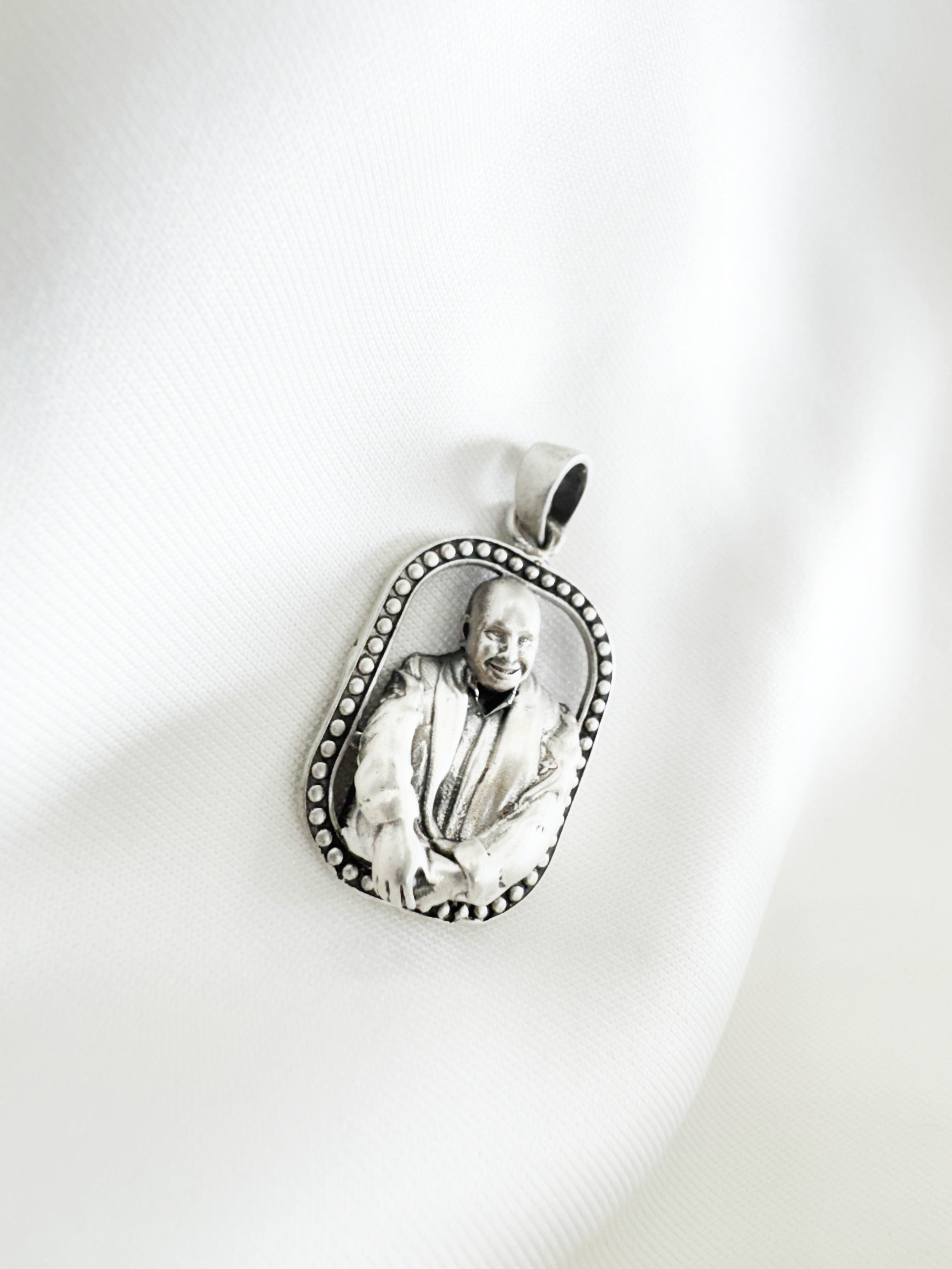 Guruji 92.5 Silver Handcrafted Oblong Pendant (With or Without Chain)