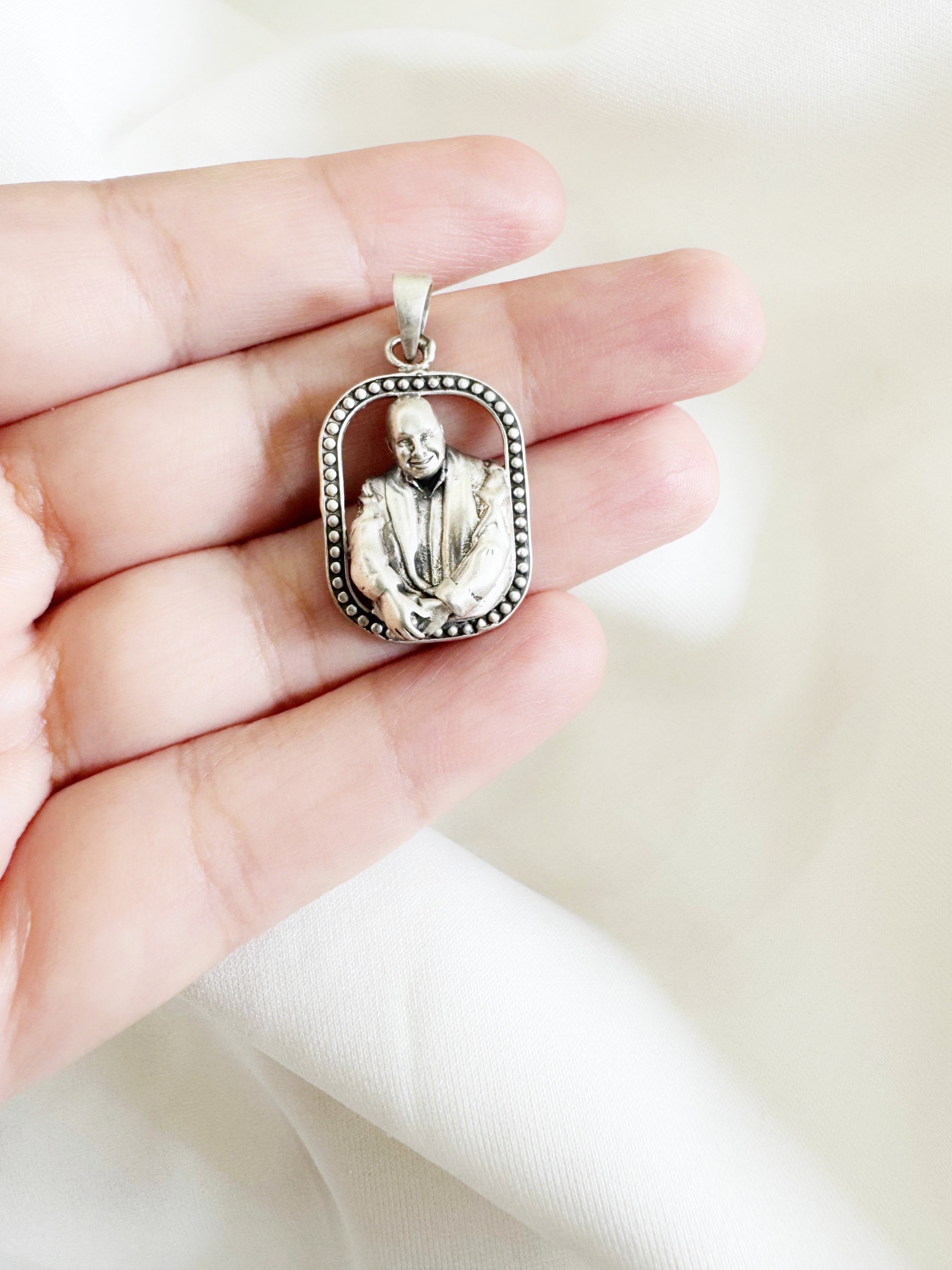 Guruji 92.5 Silver Handcrafted Oblong Pendant (With or Without Chain)