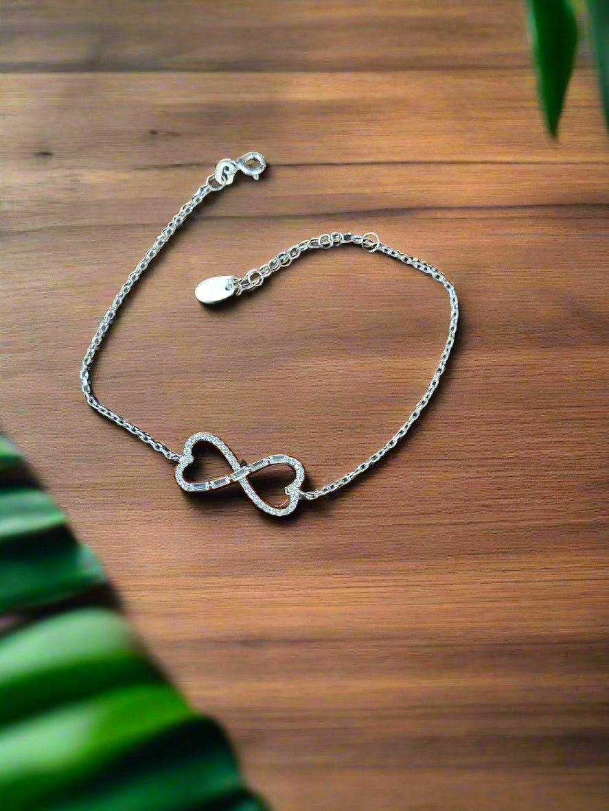 Eira Infinity – Minimalistic 92.5 Silver Double Heart Bracelet