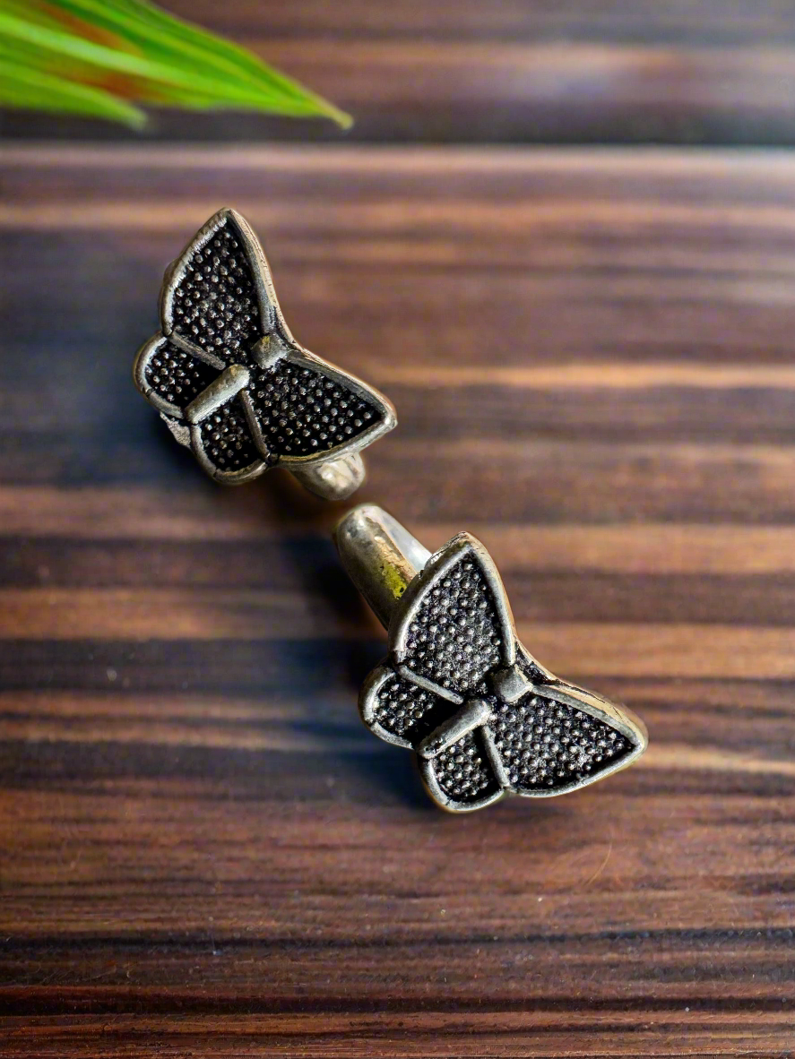 92.5 Silver Oxidised Butterfly Toe Rings - Pair