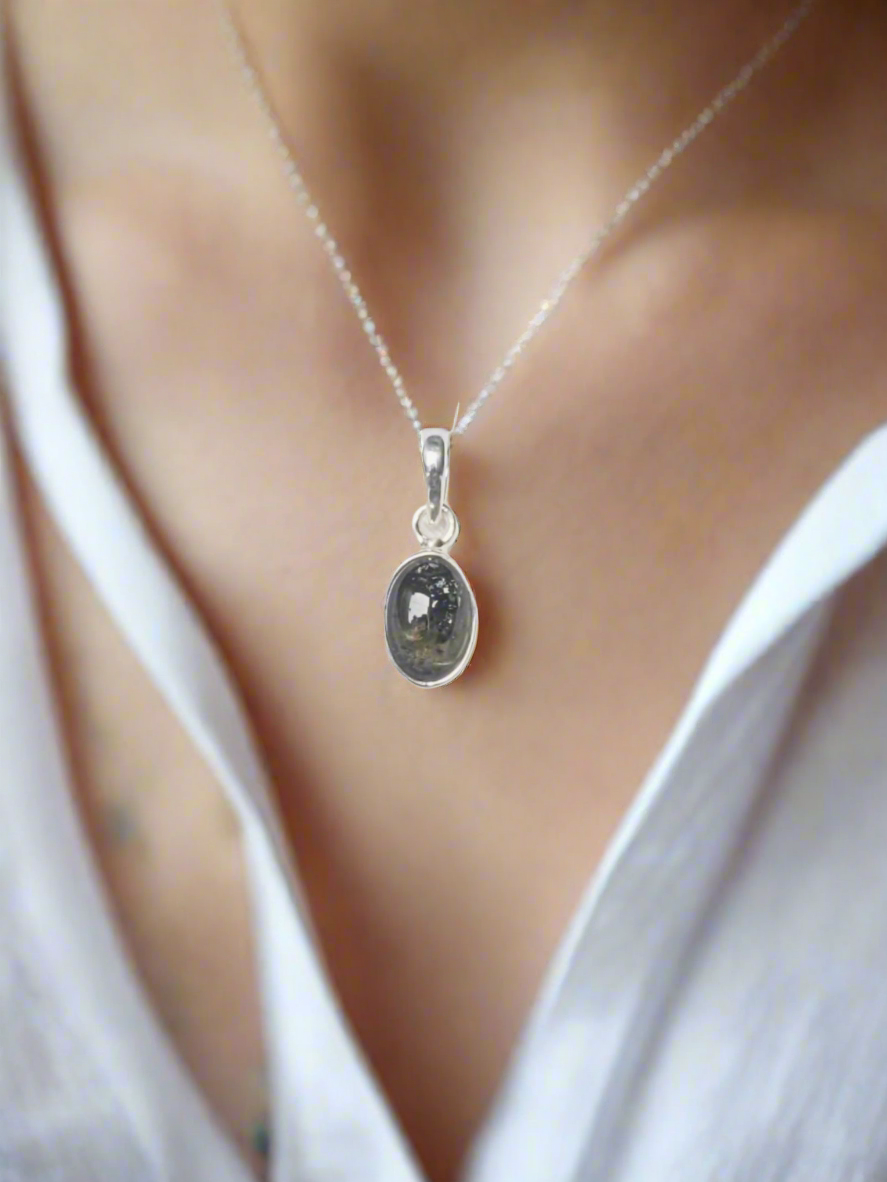 Oval Shaped Stone 92.5 Silver Pendant (Without Chain)