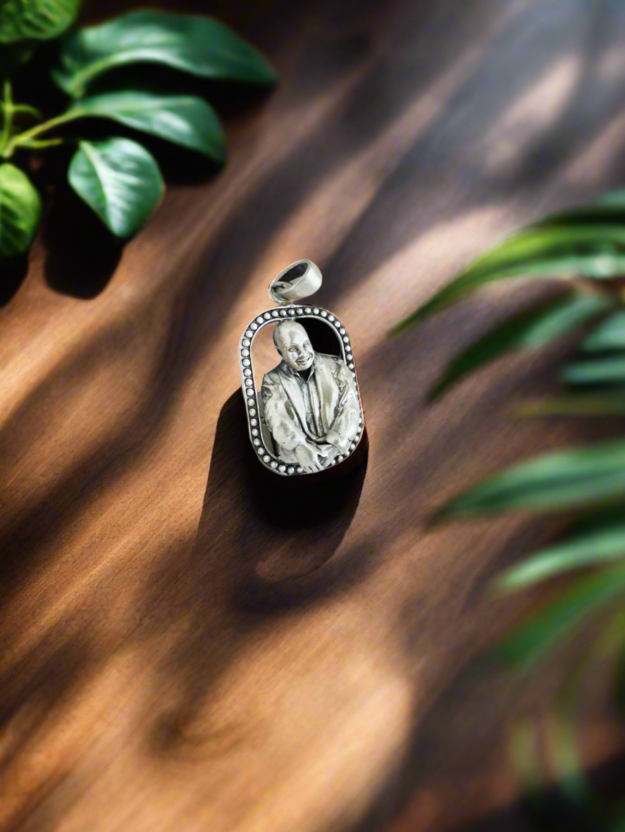 Guruji 92.5 Silver Handcrafted Oblong Pendant (With or Without Chain)