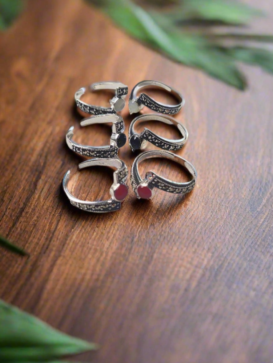 Marcasite Onyx Royal Wing Toe Rings 92.5 Silver - Pair