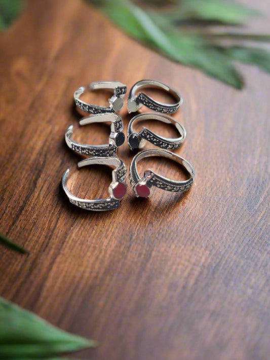 Marcasite Onyx Royal Wing Toe Rings 92.5 Silver - Pair