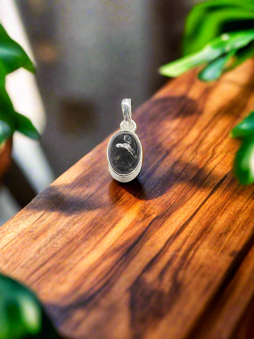 Oval Shaped Stone 92.5 Silver Pendant (Without Chain)