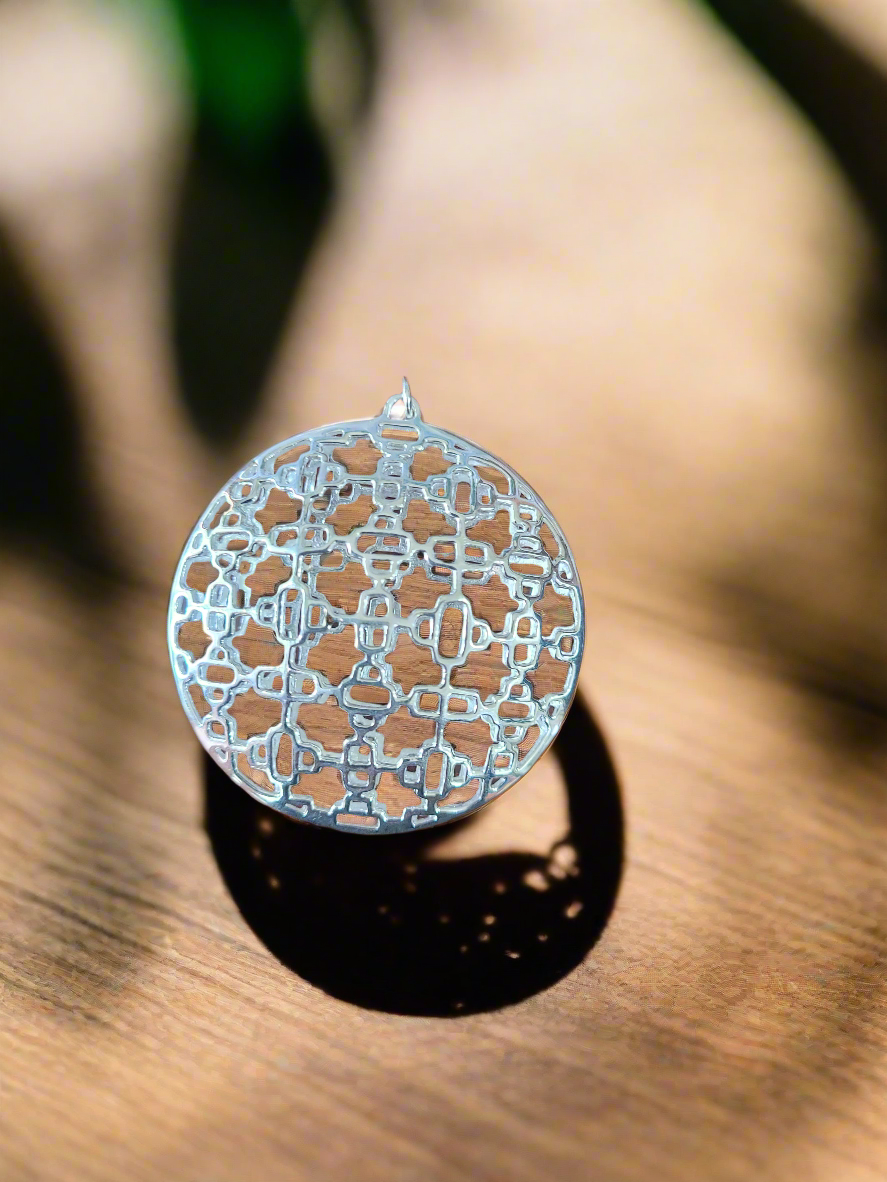 Grid Pattern 92.5 Silver Pendant (Without Chain) - Handcrafted
