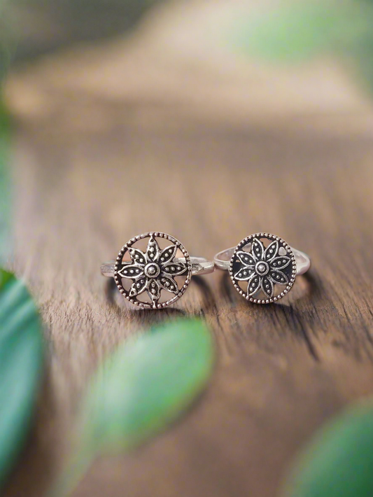 Antique Floral Mandala 92.5 Silver Toe Rings - Pair