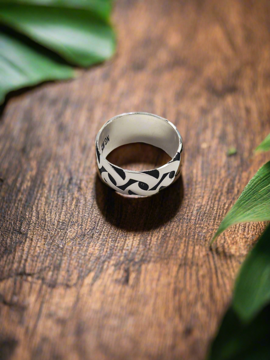 Shadow Wave Band 92.5 Silver Handcrafted Men’s Ring