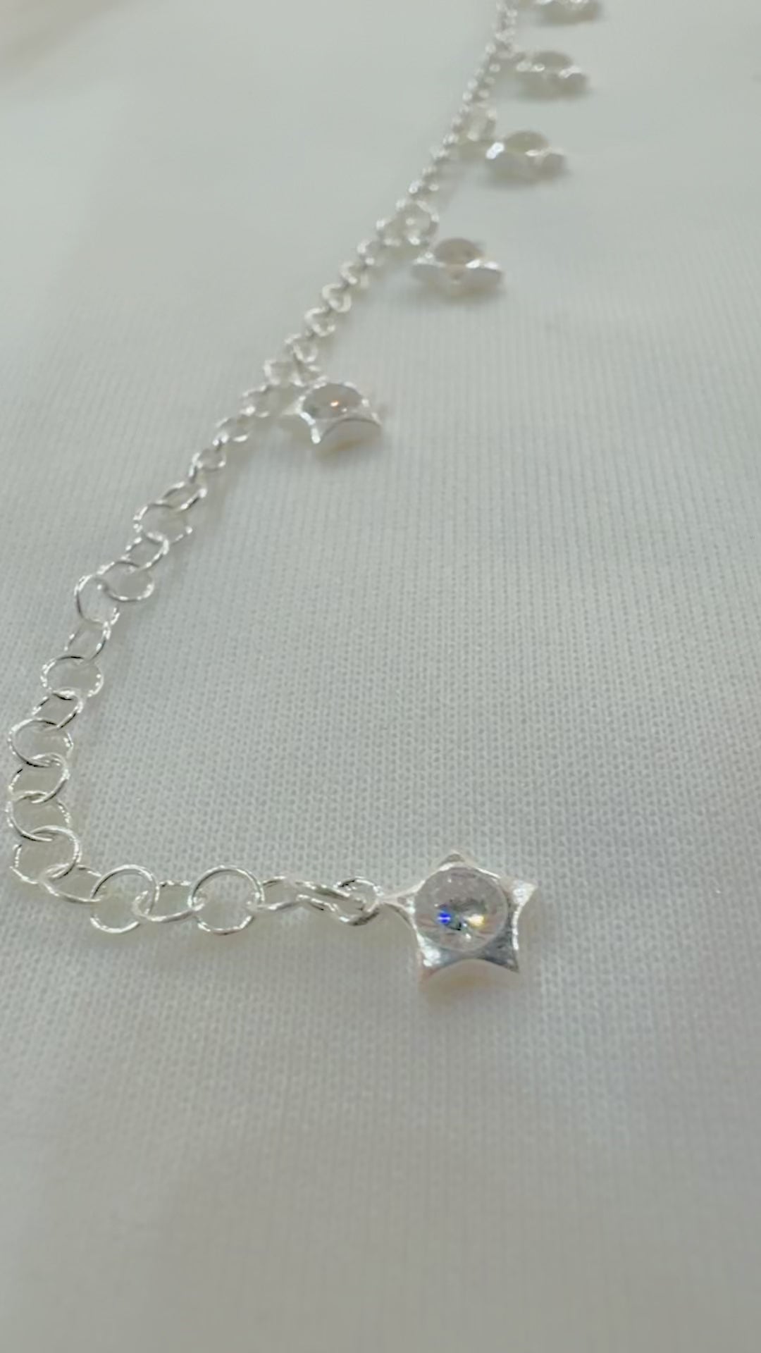 Eira Tara – Minimalistic 92.5 Silver Dangling Star Chain Bracelet