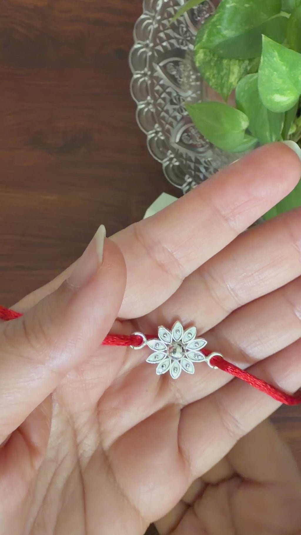 Pushp Divine Rakhi in Pure 92.5 Silver (Without Chain)