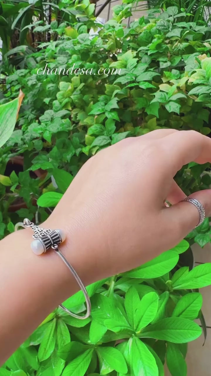 Shiva Damroo Pearl Harmony 92.5 Handcrafted Bracelet