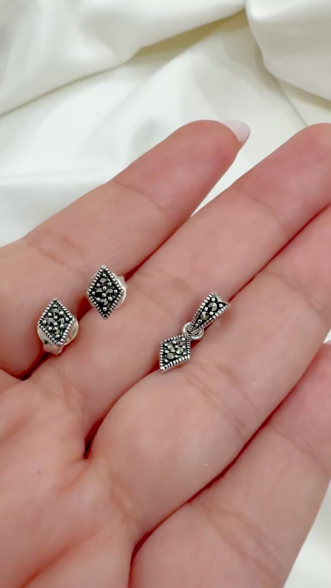 Noorpatra – Diamond Shape Marcasite 92.5 Silver Earrings & Pendant Set
